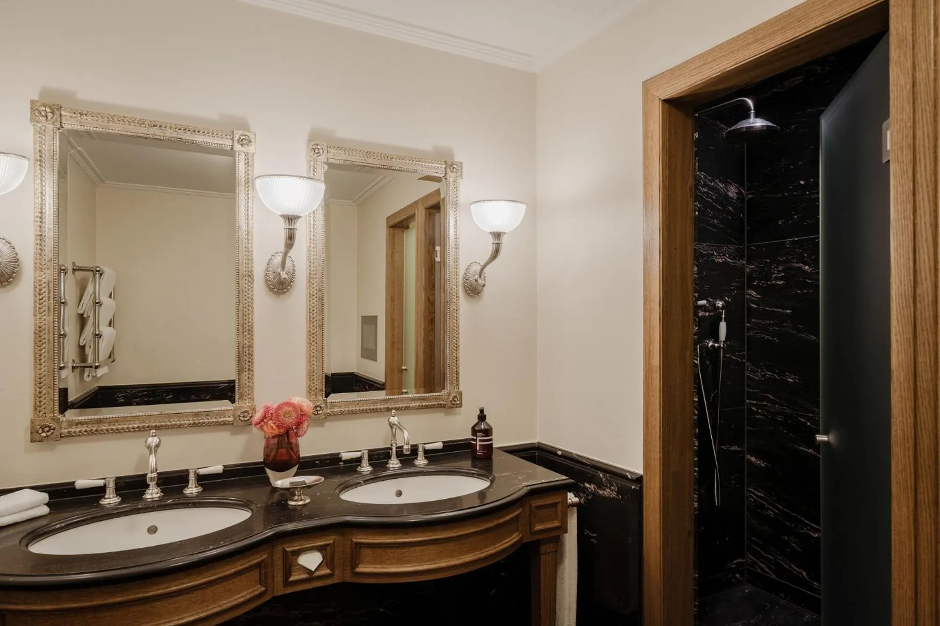 Bathroom in Grand Hotel LES TROIS ROIS