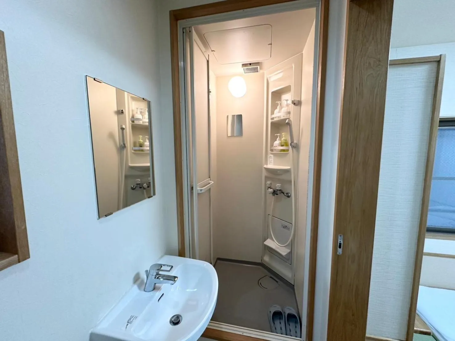 Bathroom in House Ikebukuro