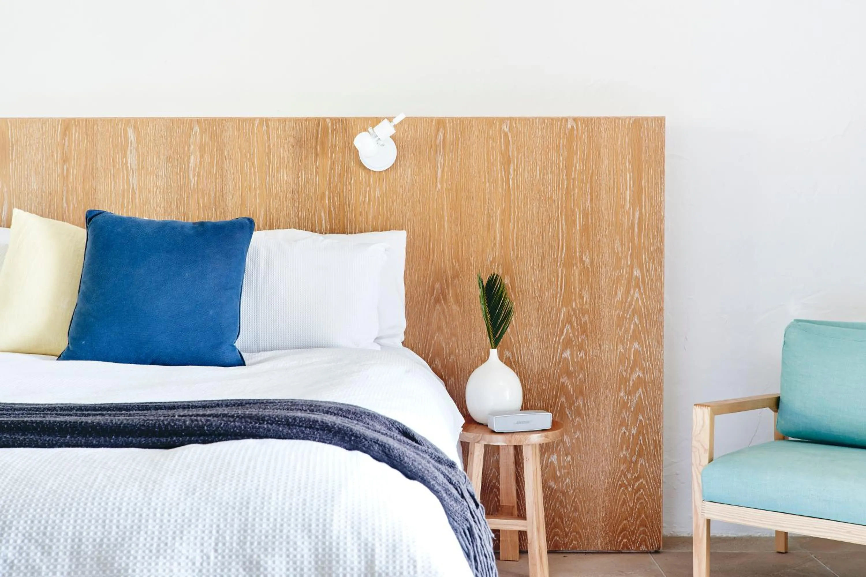 Bed in Orpheus Island Lodge