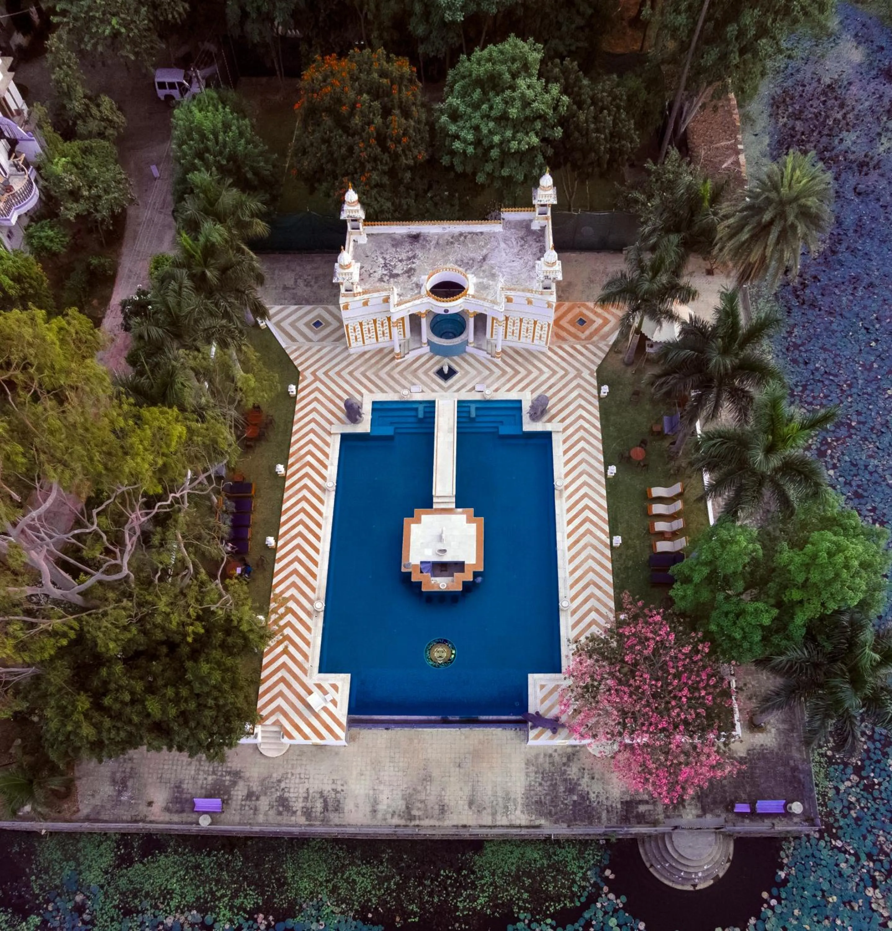 Swimming pool in Udai Bilas Palace