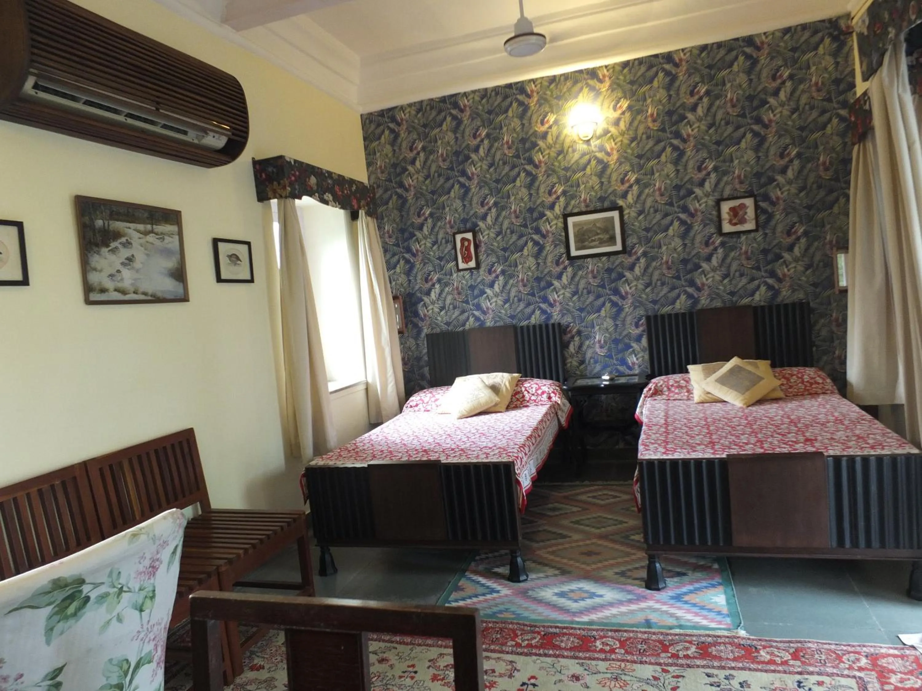 Bed in Udai Bilas Palace