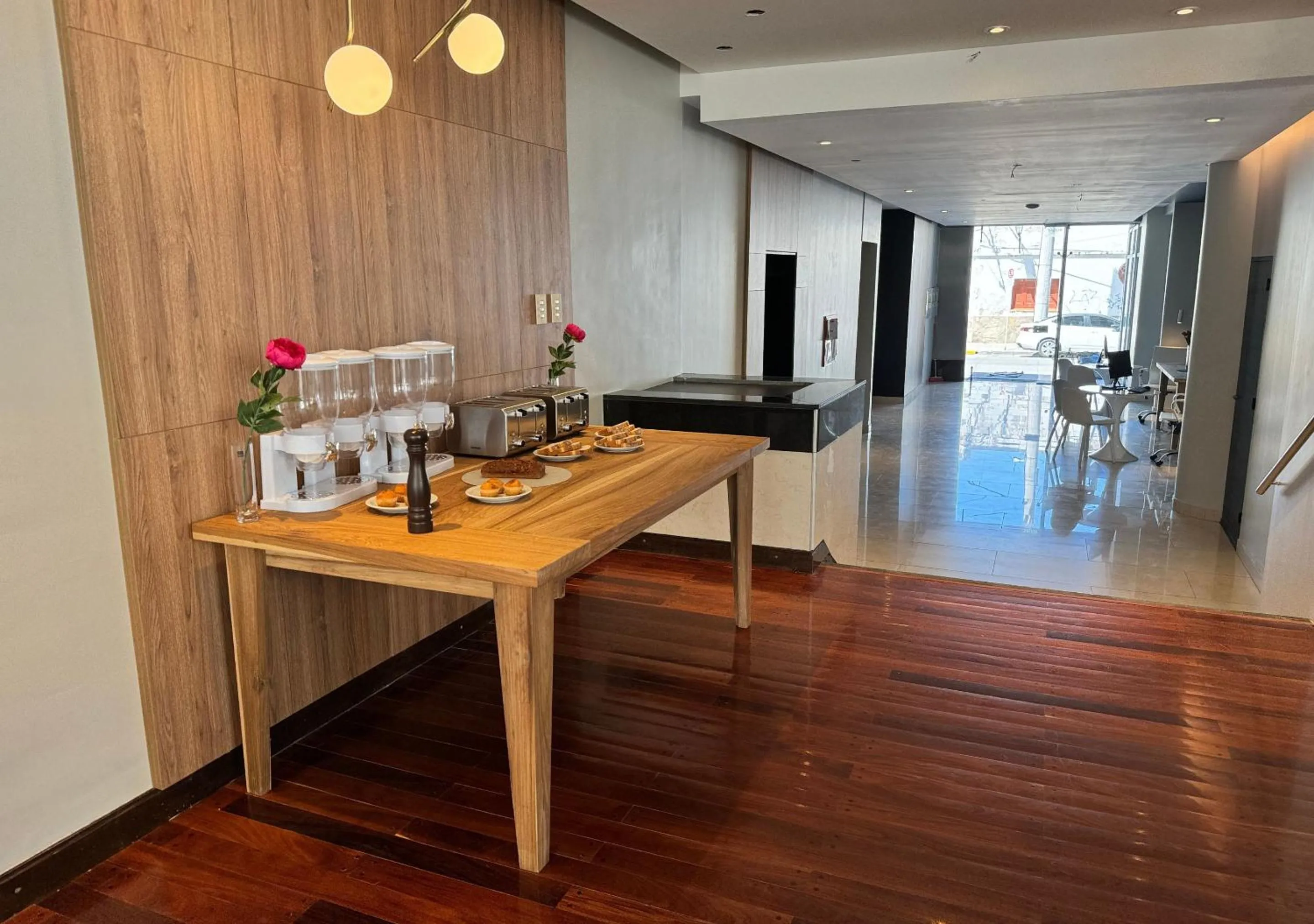 Breakfast in Roomie Salta by DOT Suites