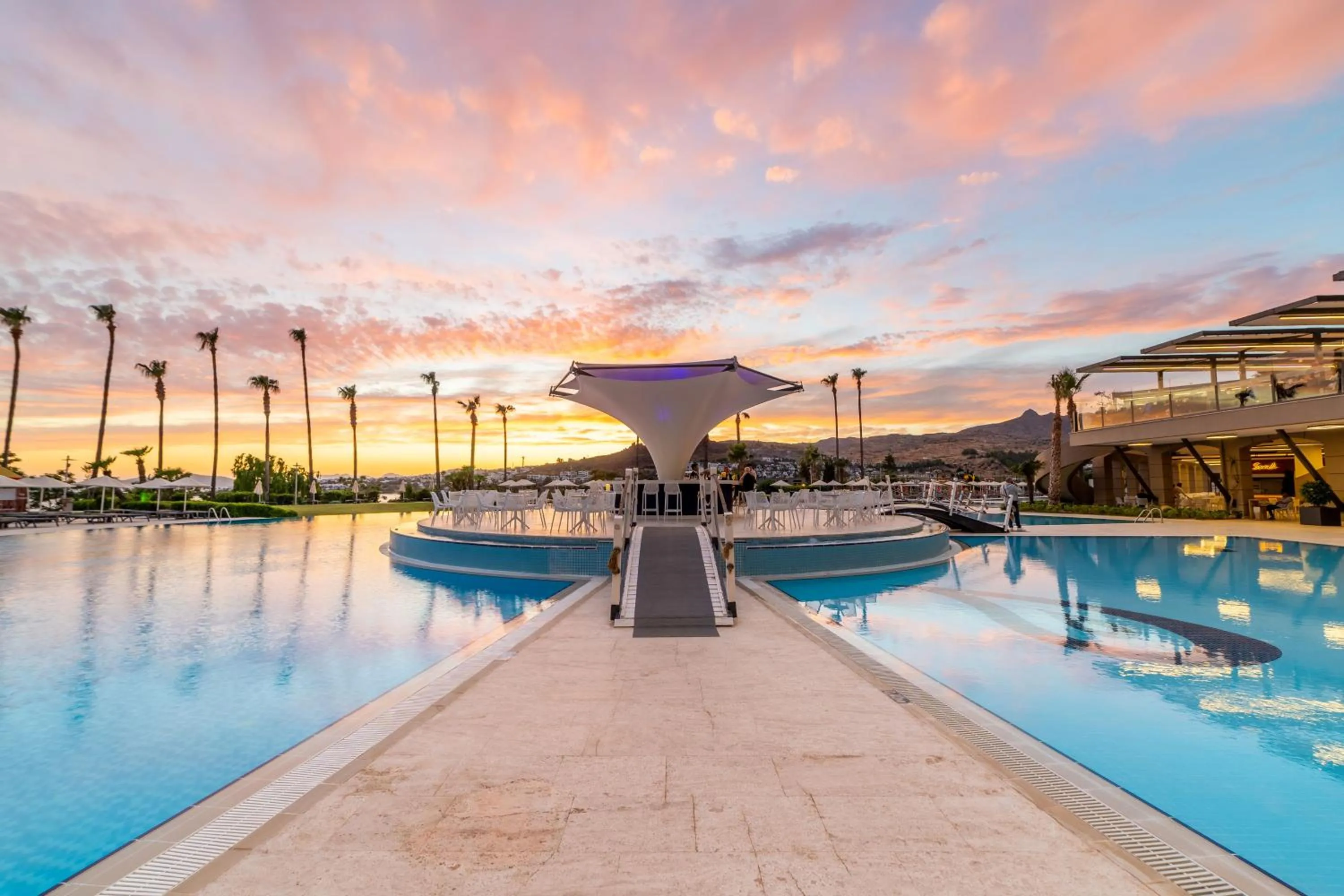 Day in Kefaluka Resort