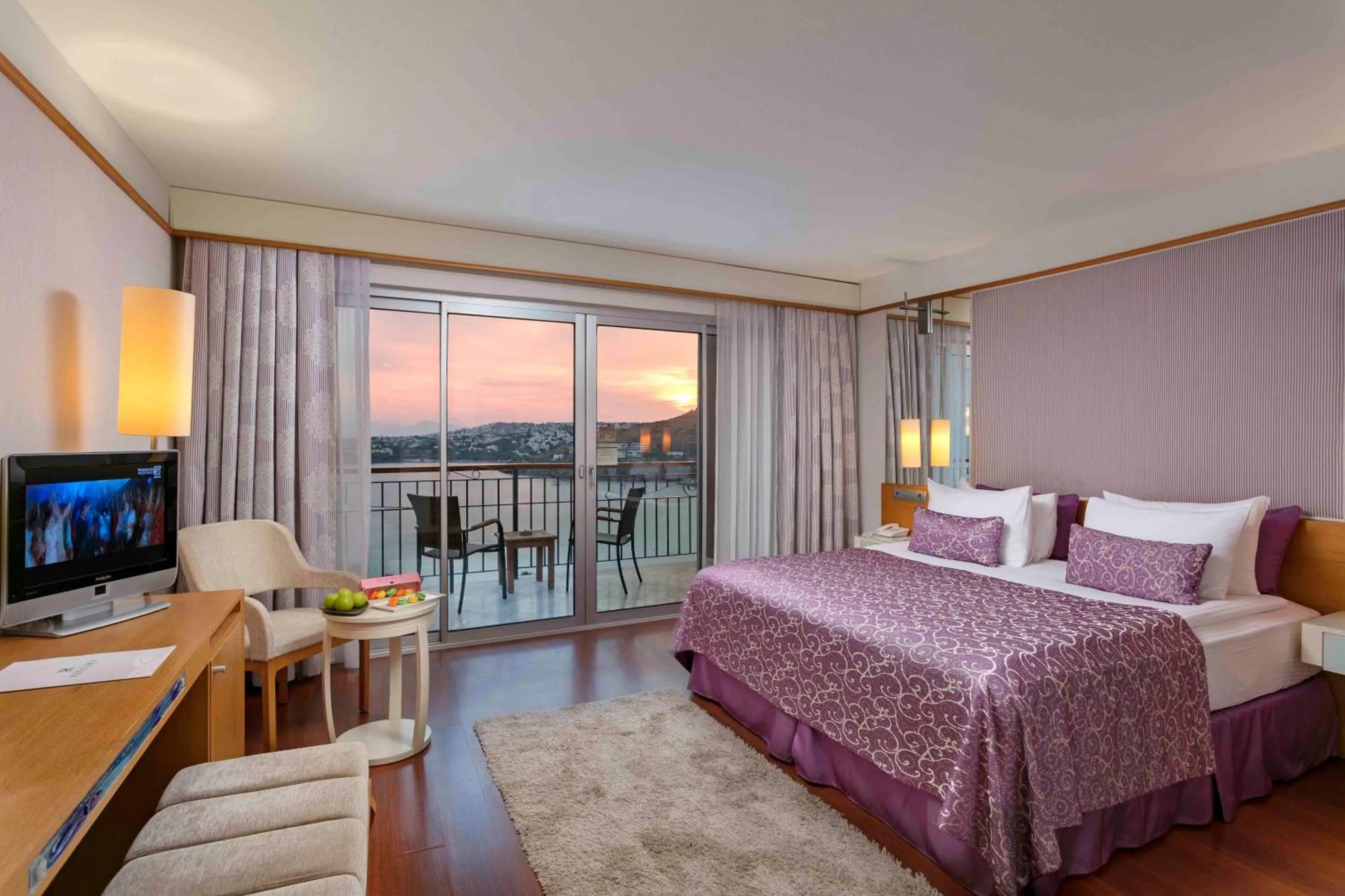 Photo of the whole room, Bed in Kefaluka Resort