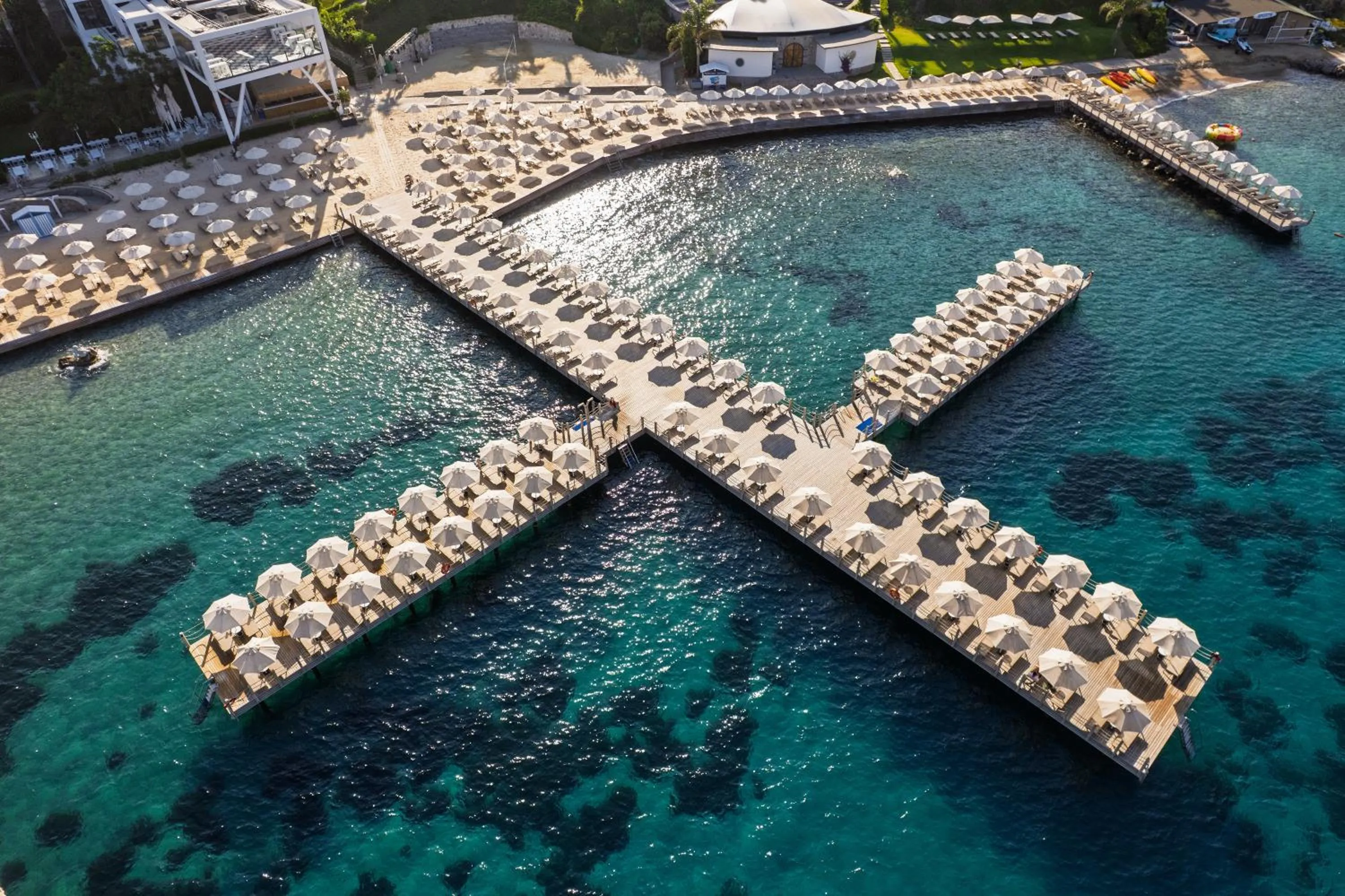 Beach in Kefaluka Resort