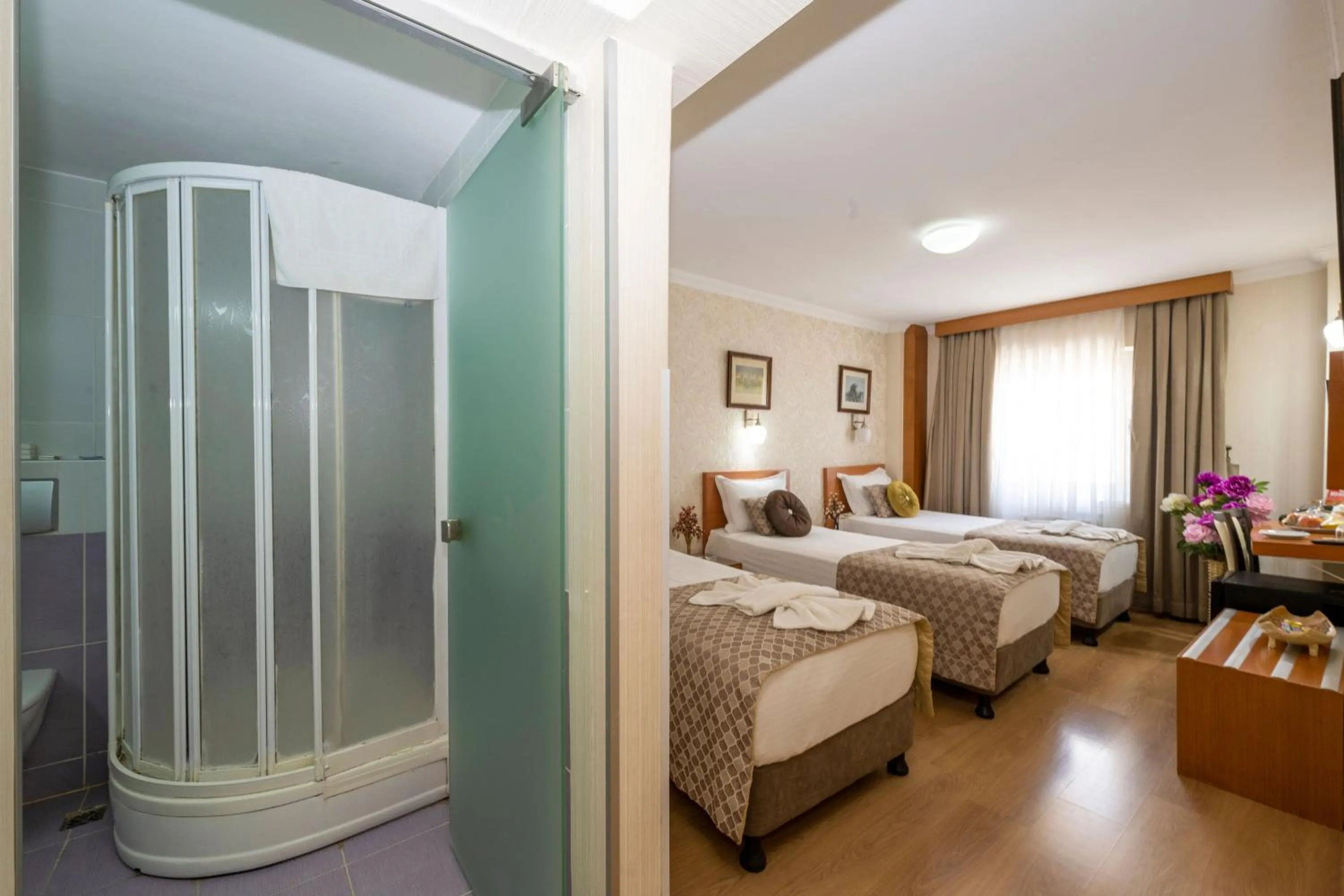 Bed in Grand Ons Hotel