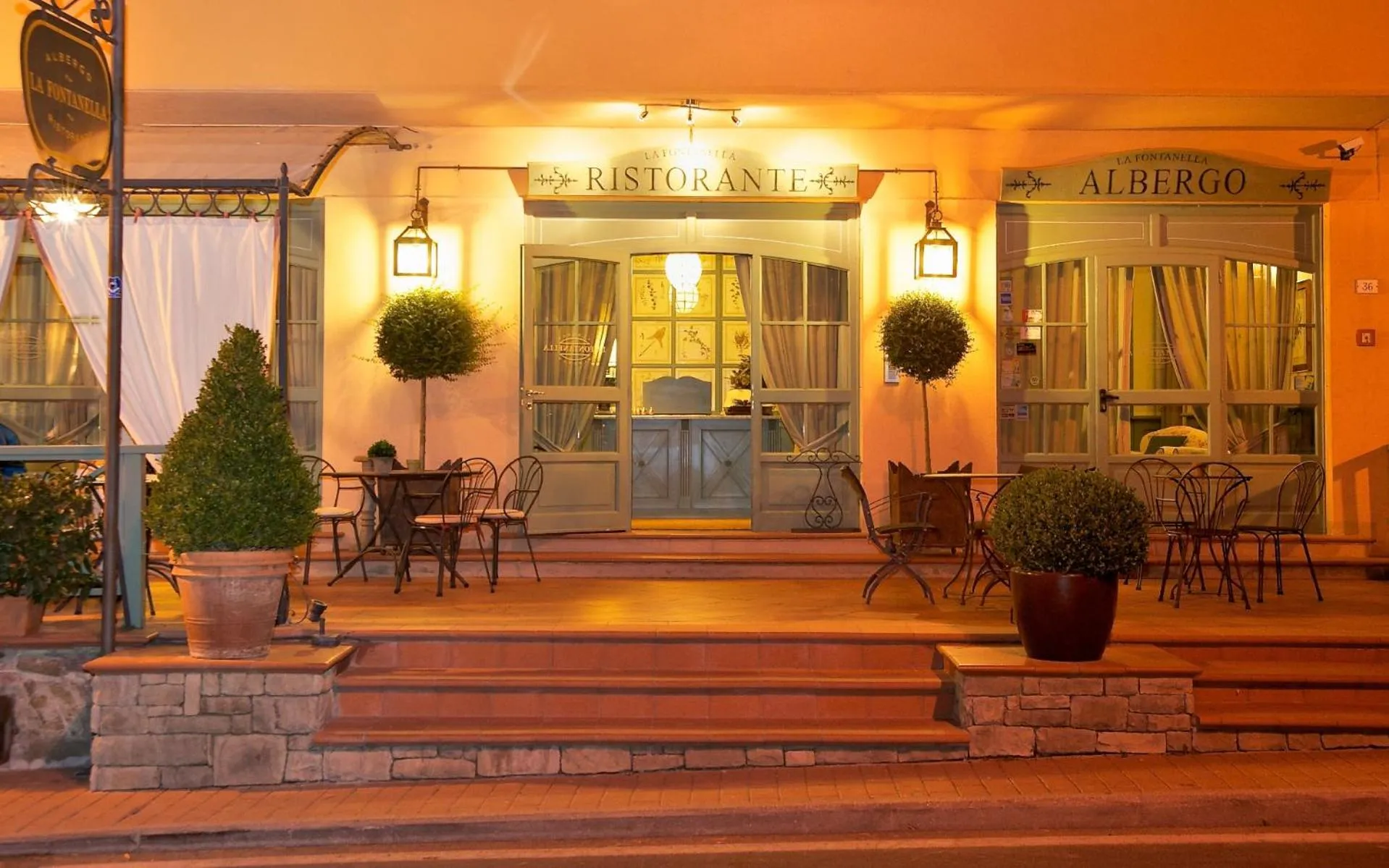 Facade/entrance in Albergo La Fontanella