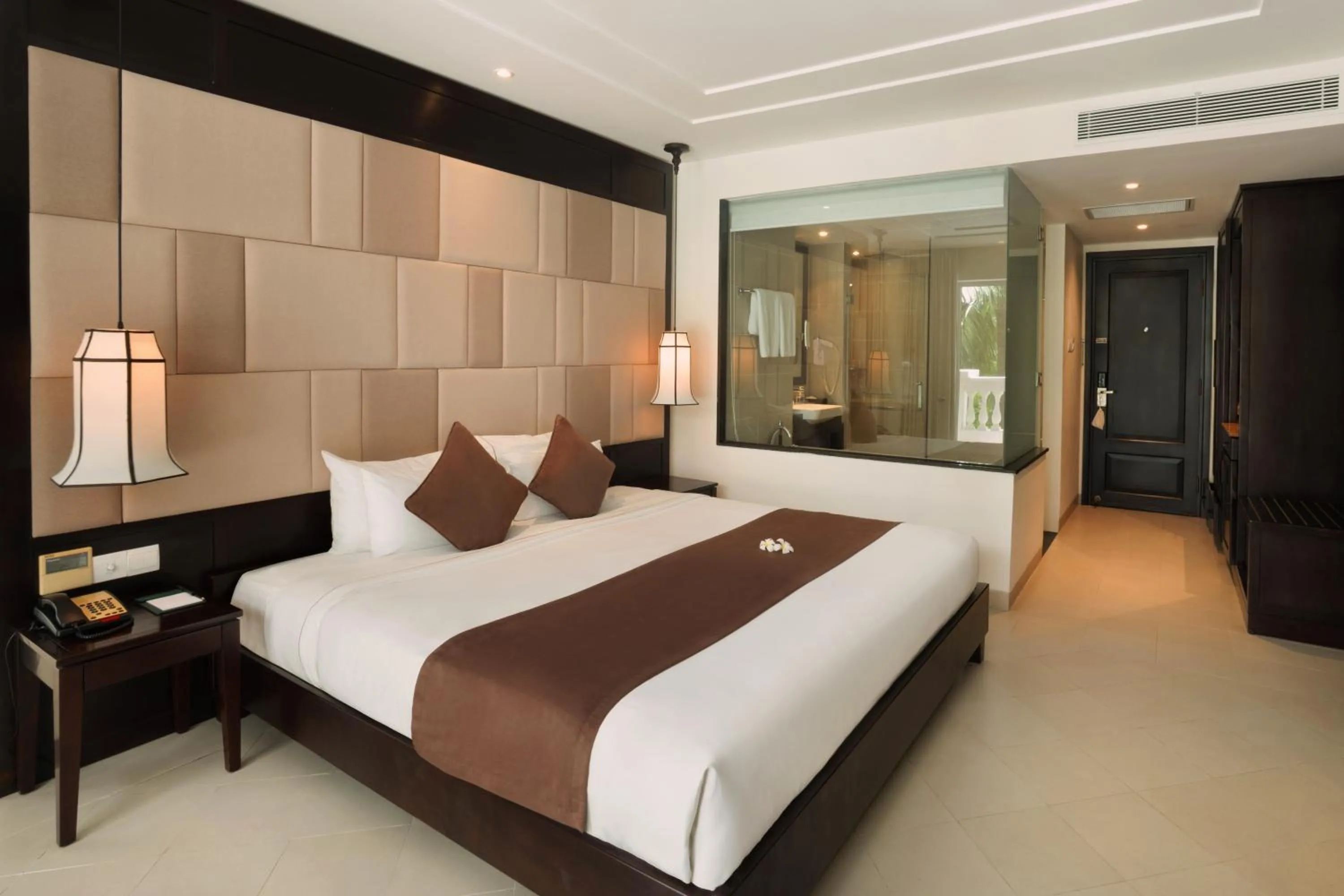 Bed in Boutique Hoi An Resort