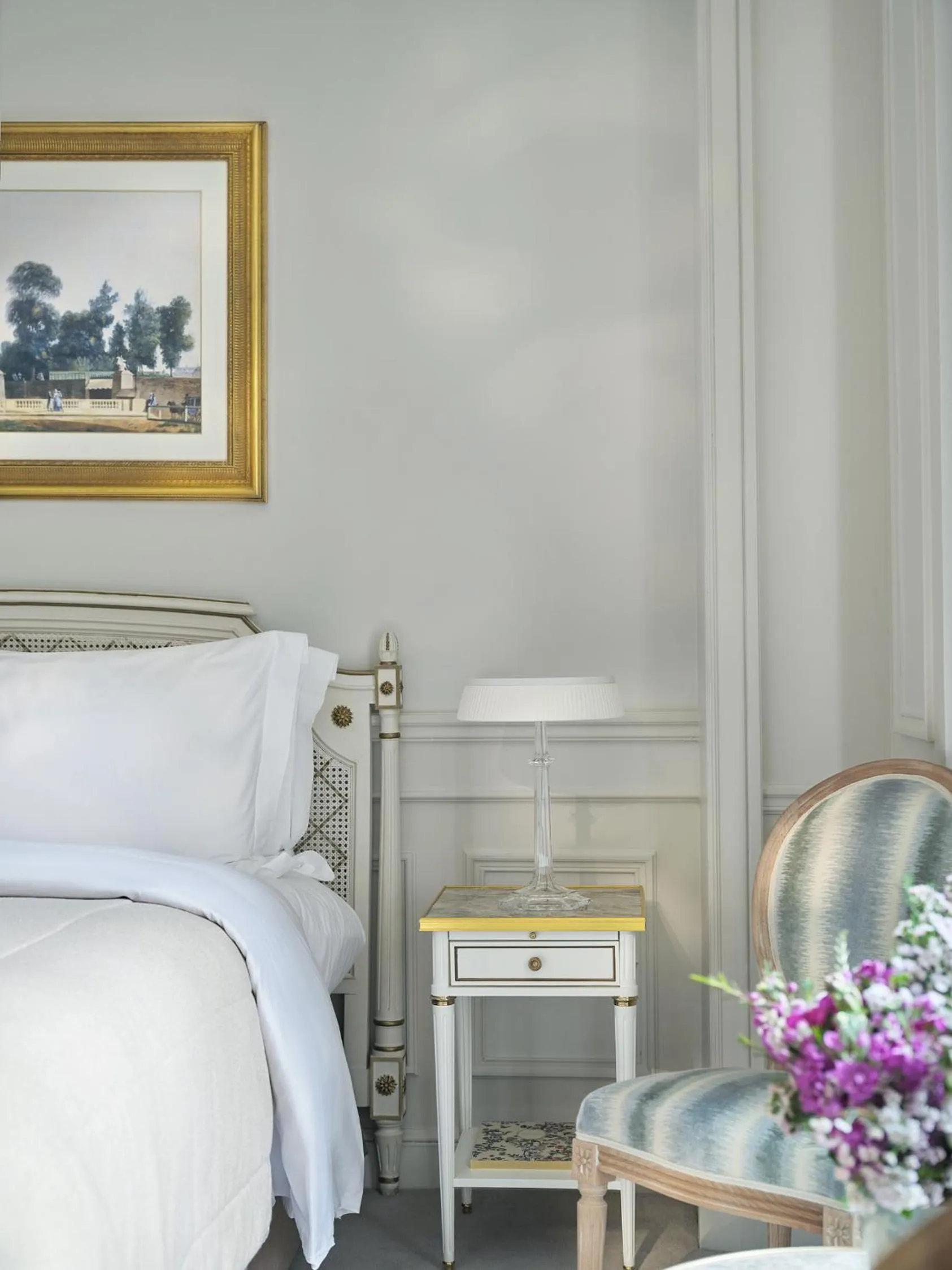 Bed in Le Meurice – Dorchester Collection