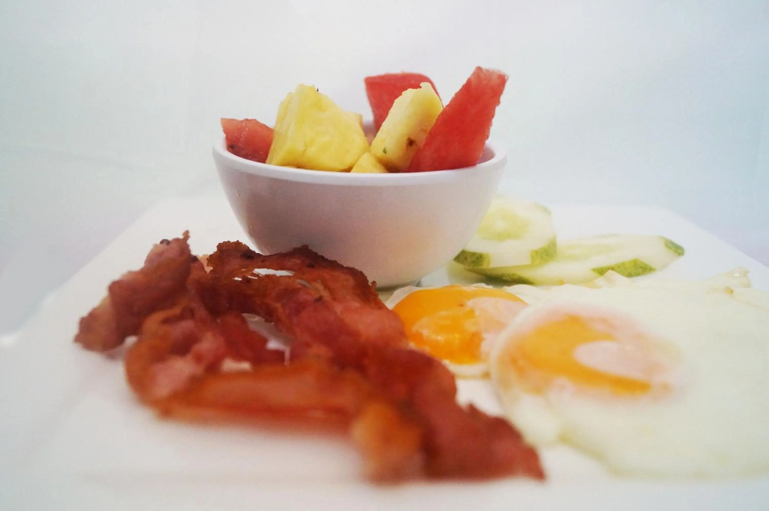 Breakfast in Nigi Nigi Nu Noos 'e' Nu Nu Noos