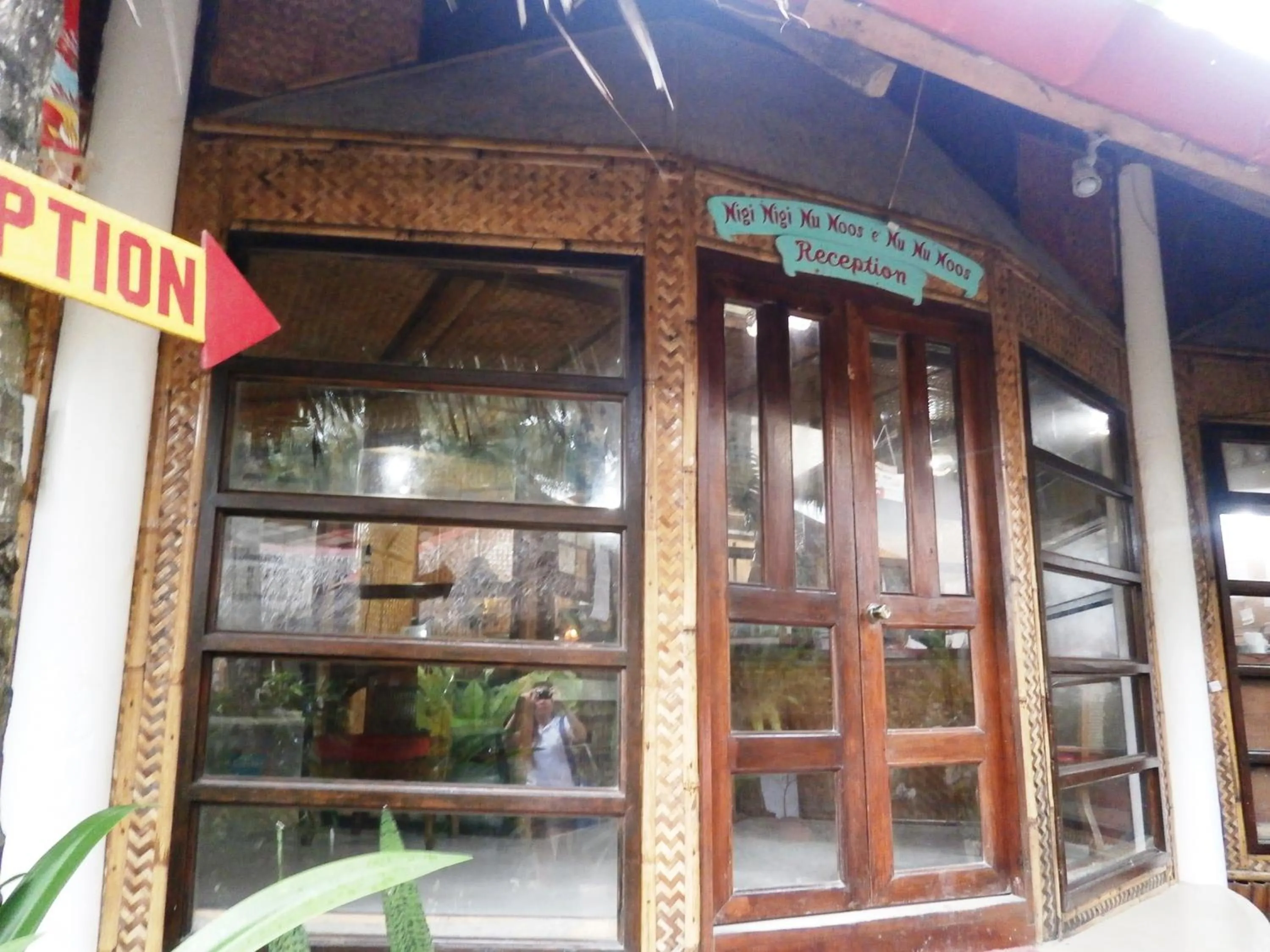 Lobby or reception in Nigi Nigi Nu Noos 'e' Nu Nu Noos