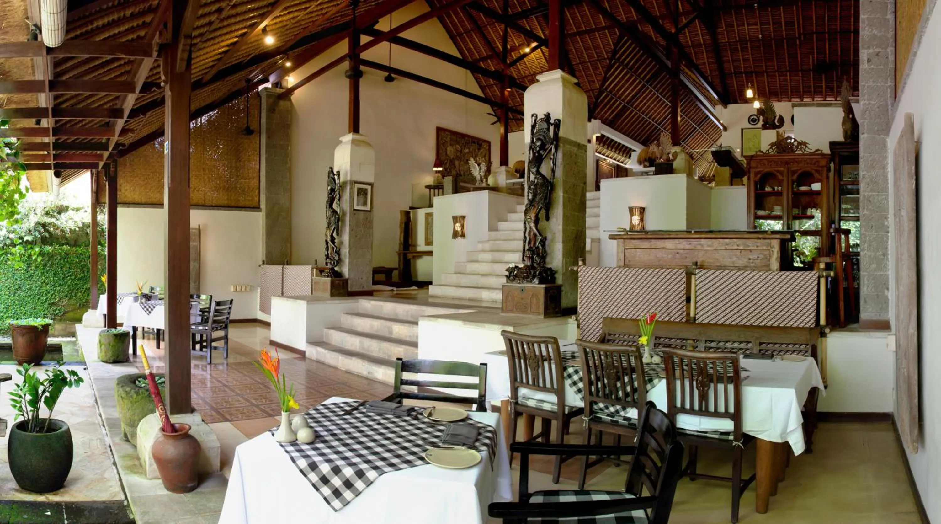 Restaurant/places to eat in Barong Resort Ubud by Puri Signatures