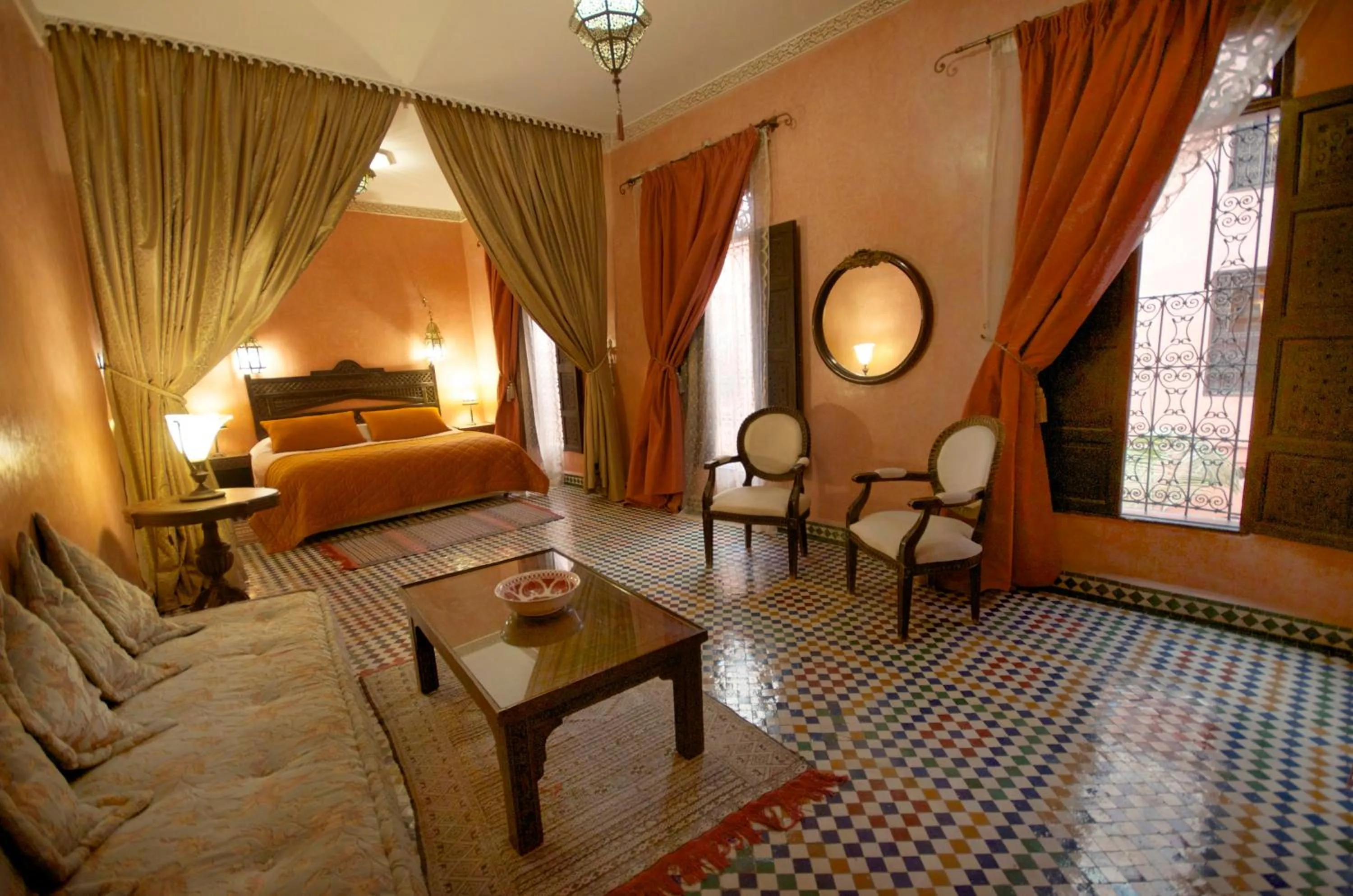 Living room, Bed in Dar Anebar