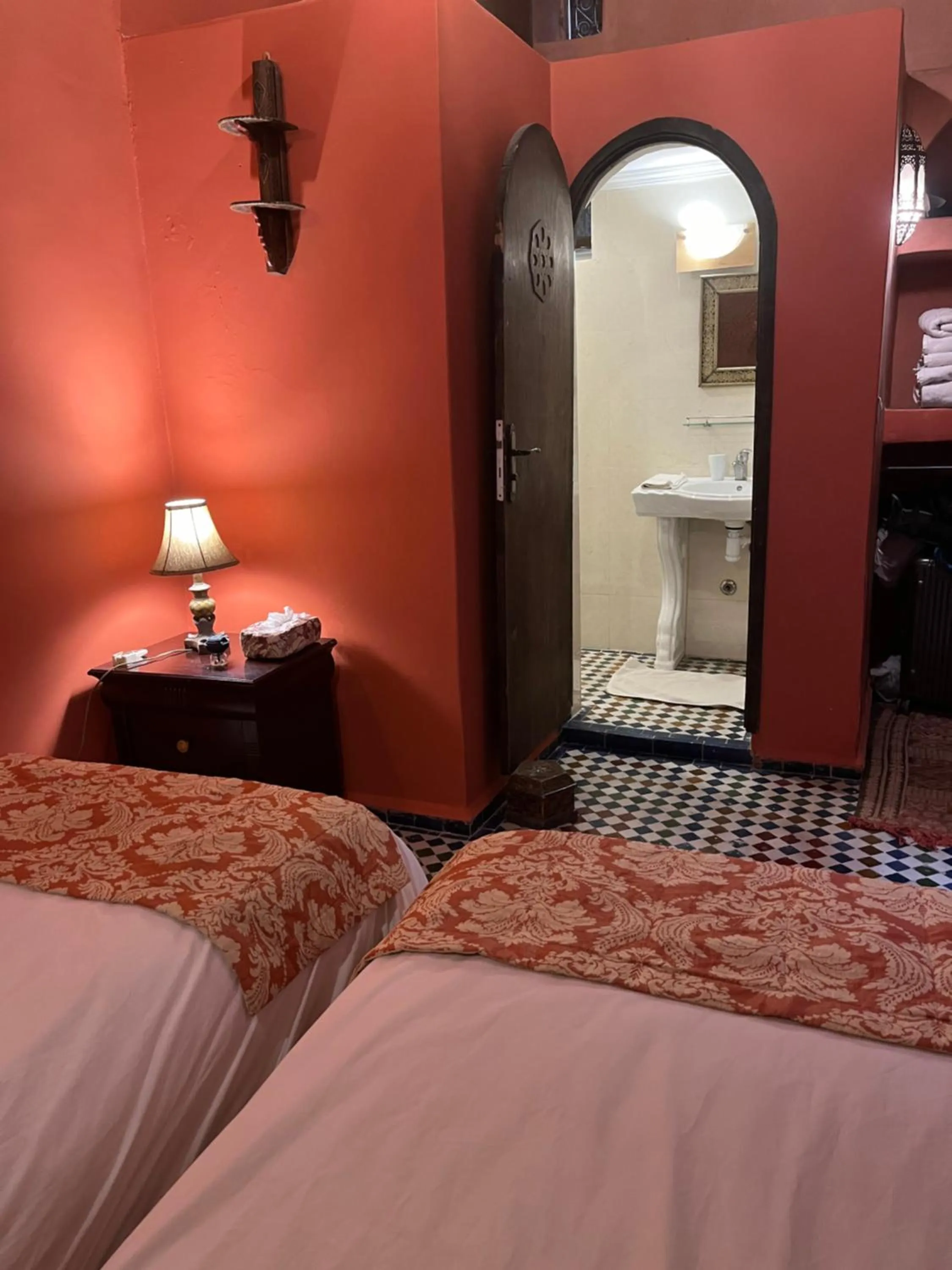 Photo of the whole room, Bed in Dar Anebar