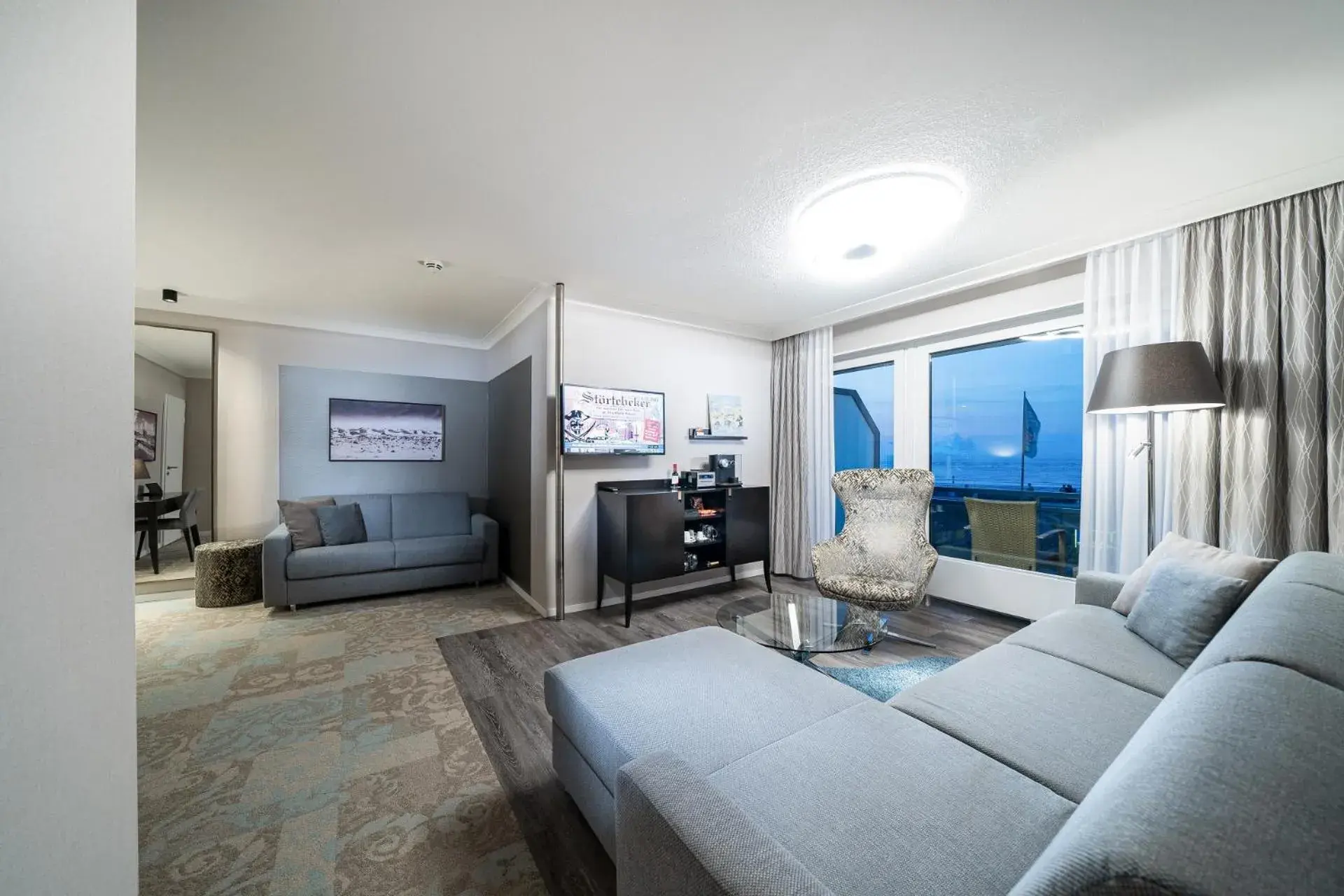 One-Bedroom Suite - single occupancy in Strandhotel Duhnen One-Bedroom Suite - single occupancy in Strandhotel Duhnen