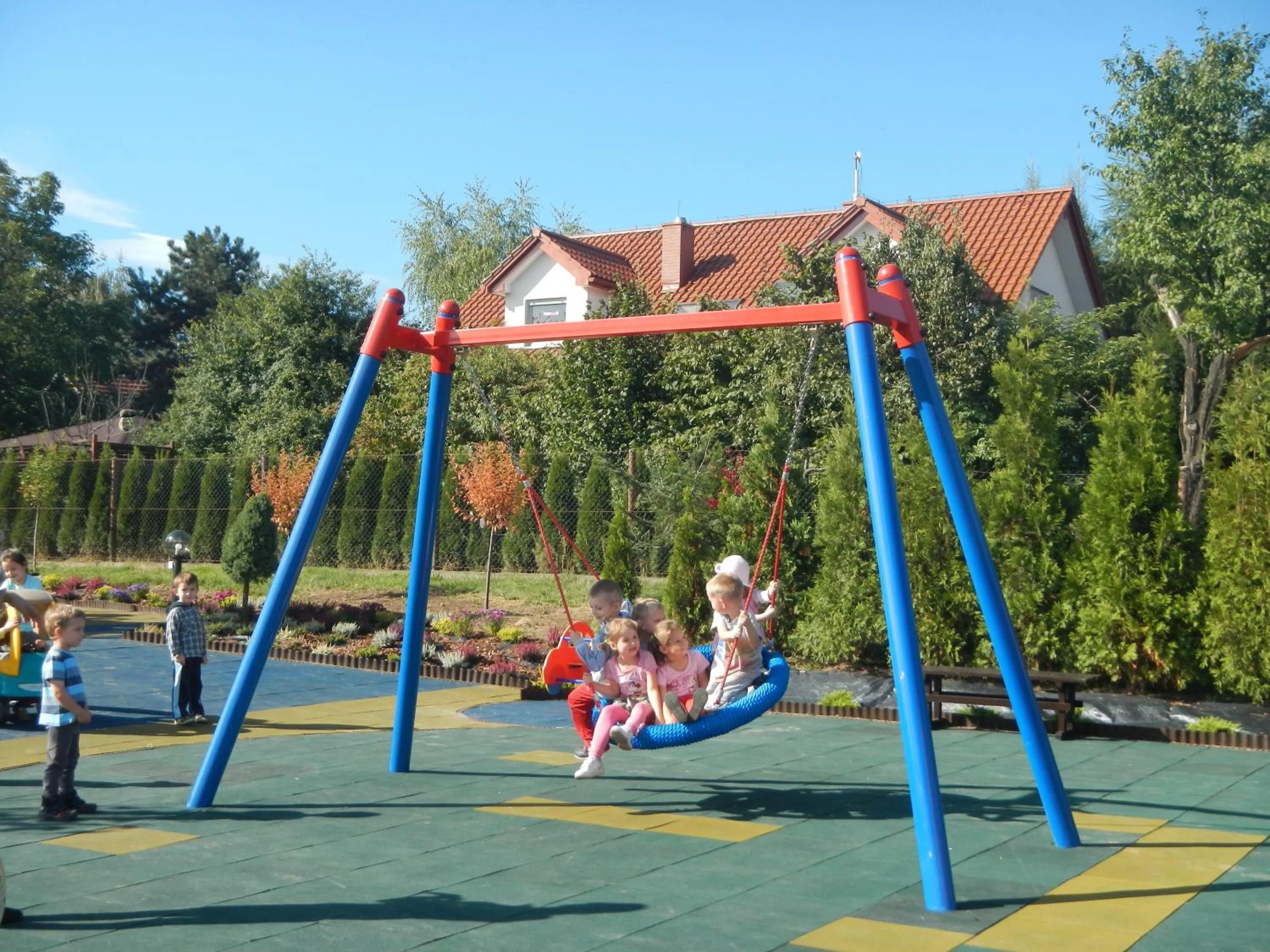 People in Eko Hotel Na Wierzynka & Park Pinokia