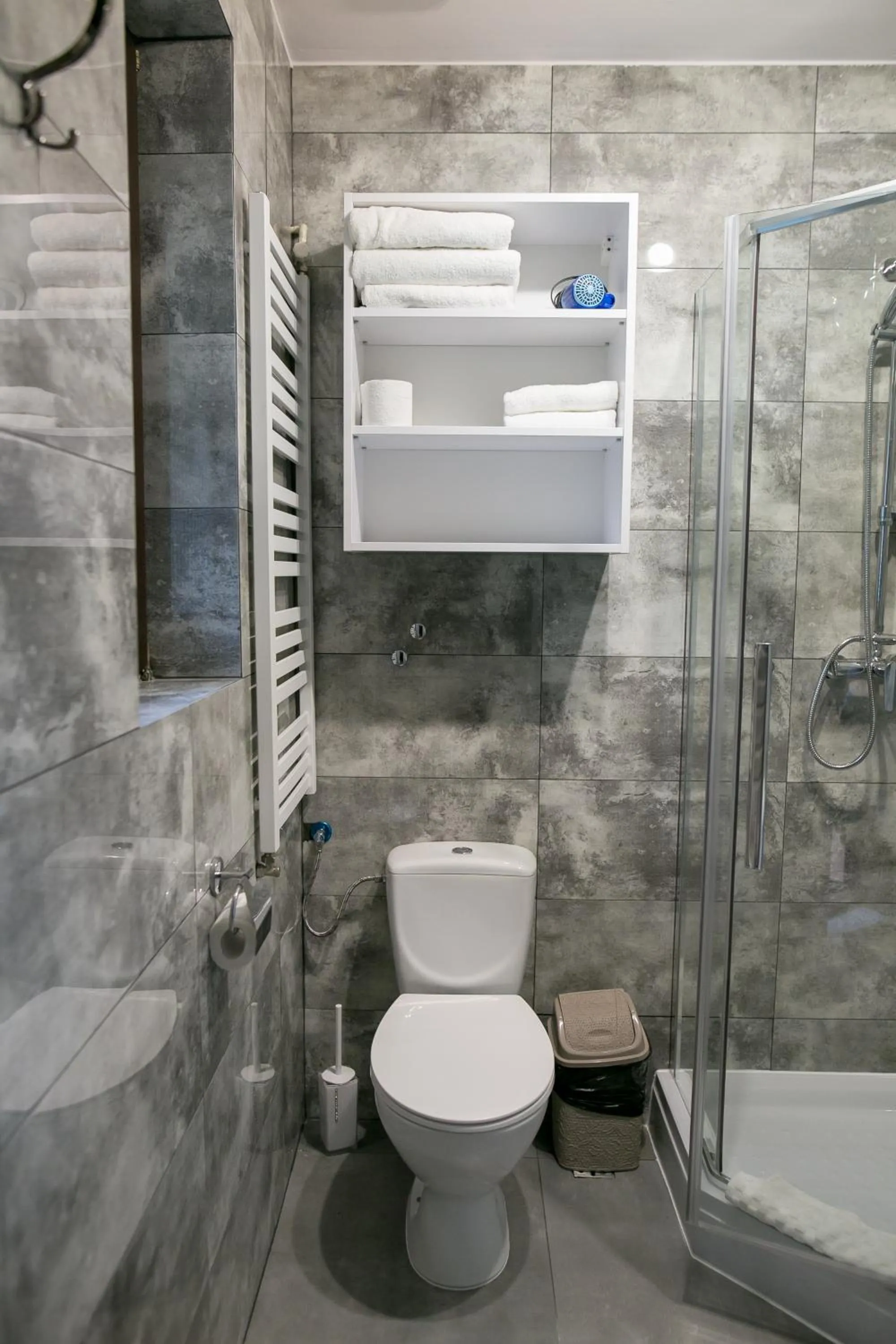 Bathroom in Eko Hotel Na Wierzynka & Park Pinokia