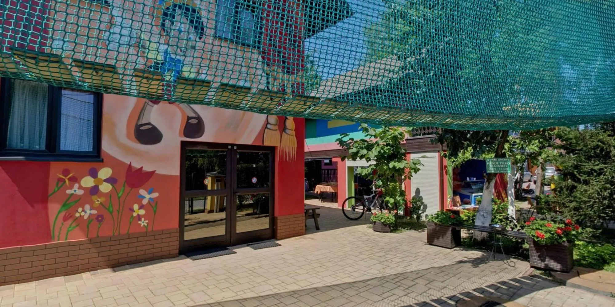 Facade/entrance in Eko Hotel Na Wierzynka & Park Pinokia