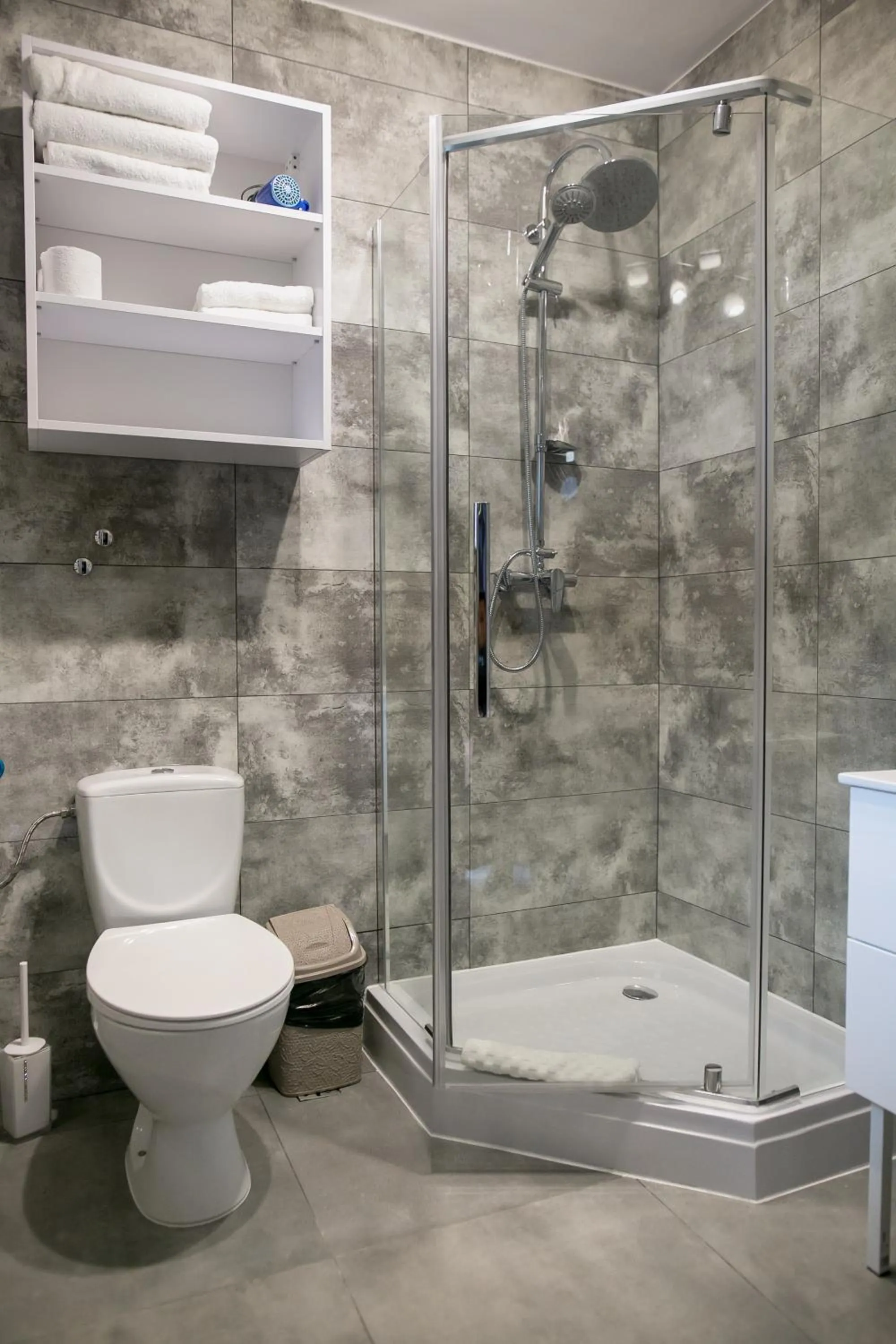 Bathroom in Eko Hotel Na Wierzynka & Park Pinokia