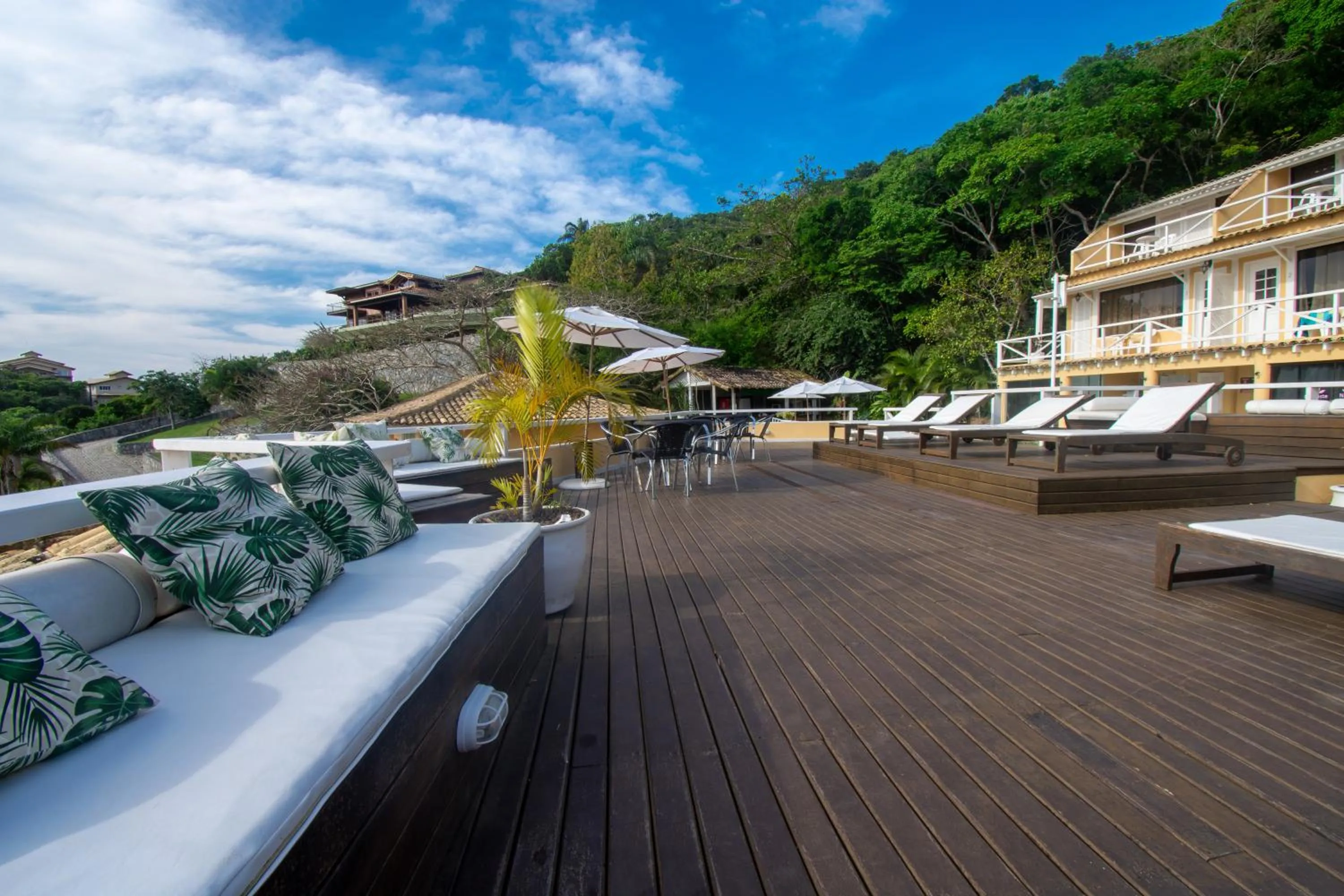 Property building in Pousada e Spa Villa Mercedes by Latitud Hoteles