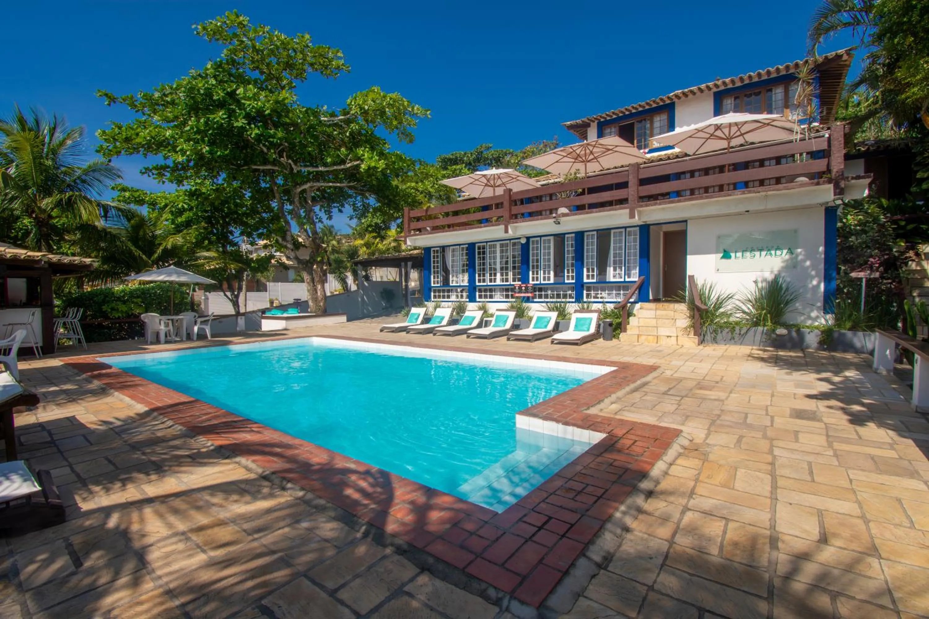 Property building in Pousada Lestada by Latitud Hoteles