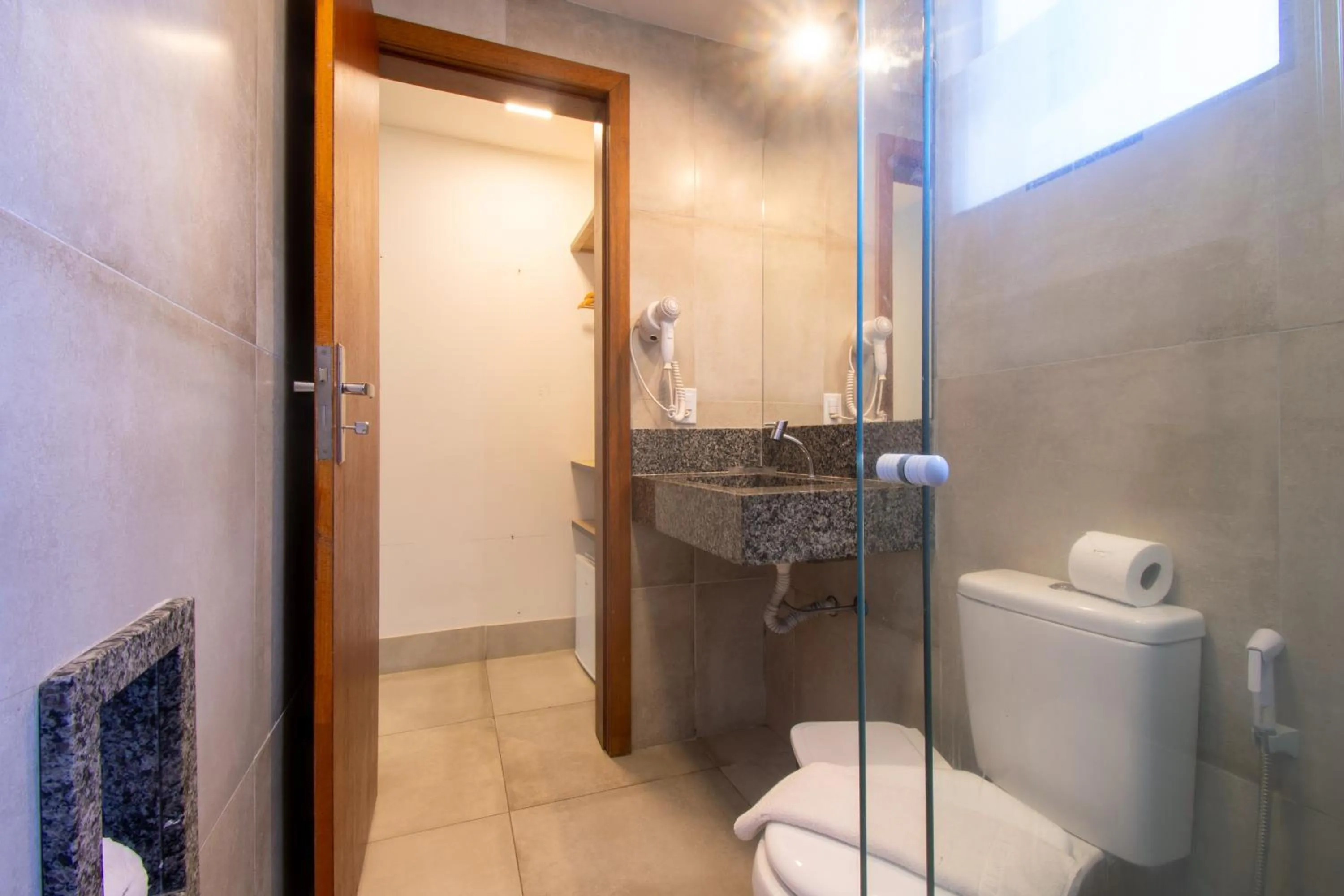 Shower in Pousada Lestada by Latitud Hoteles