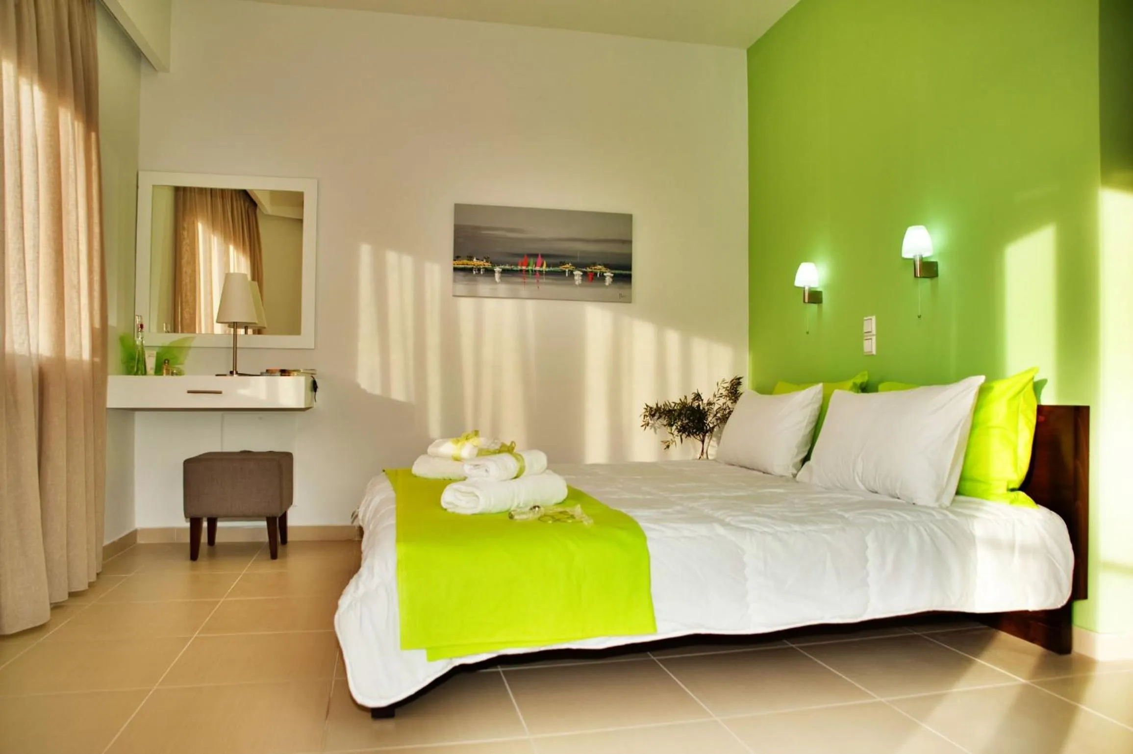 Bed in Esthisis Suites Chania