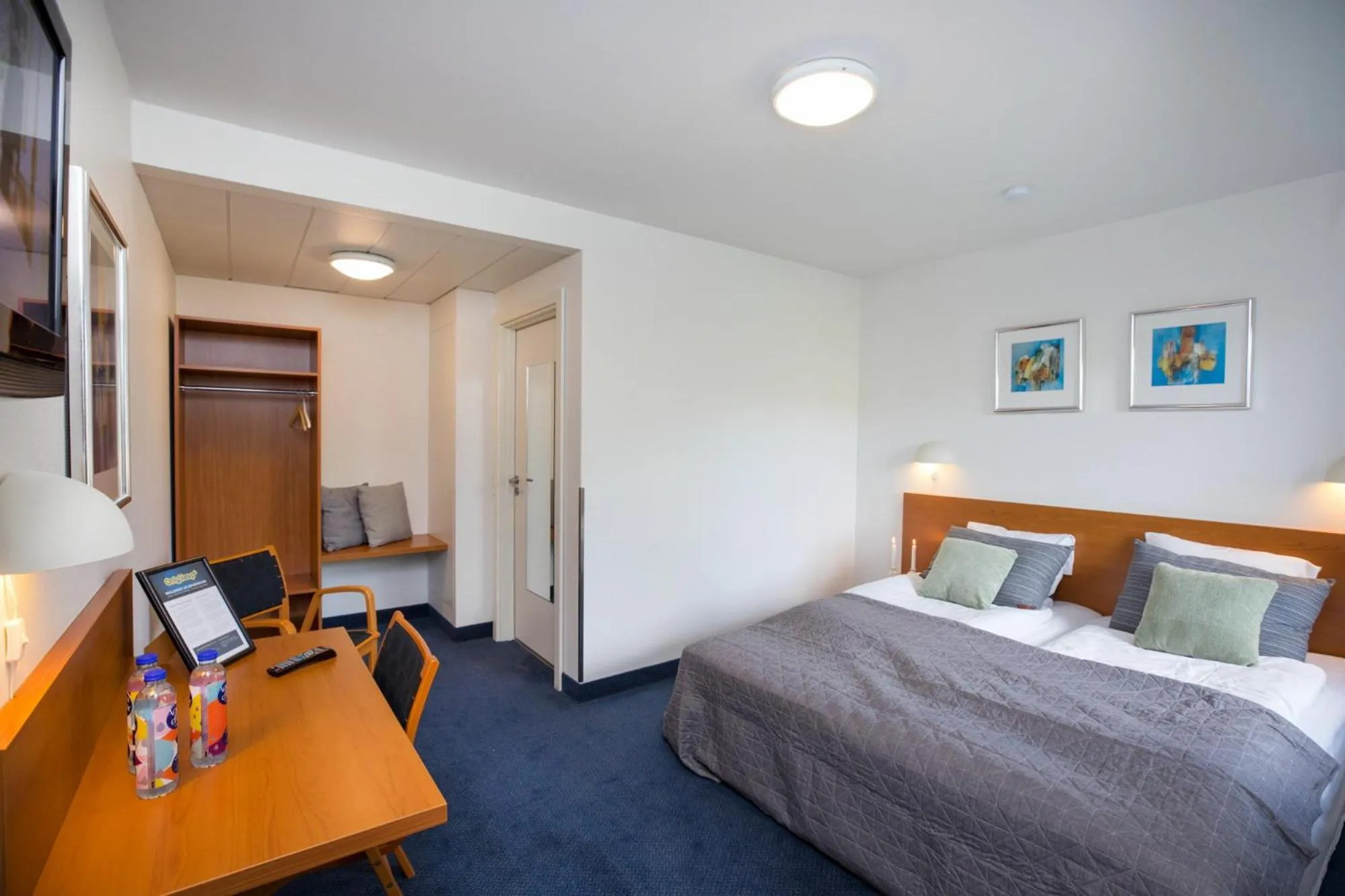 Photo of the whole room, Bed in OnlySleep Trafikcenter