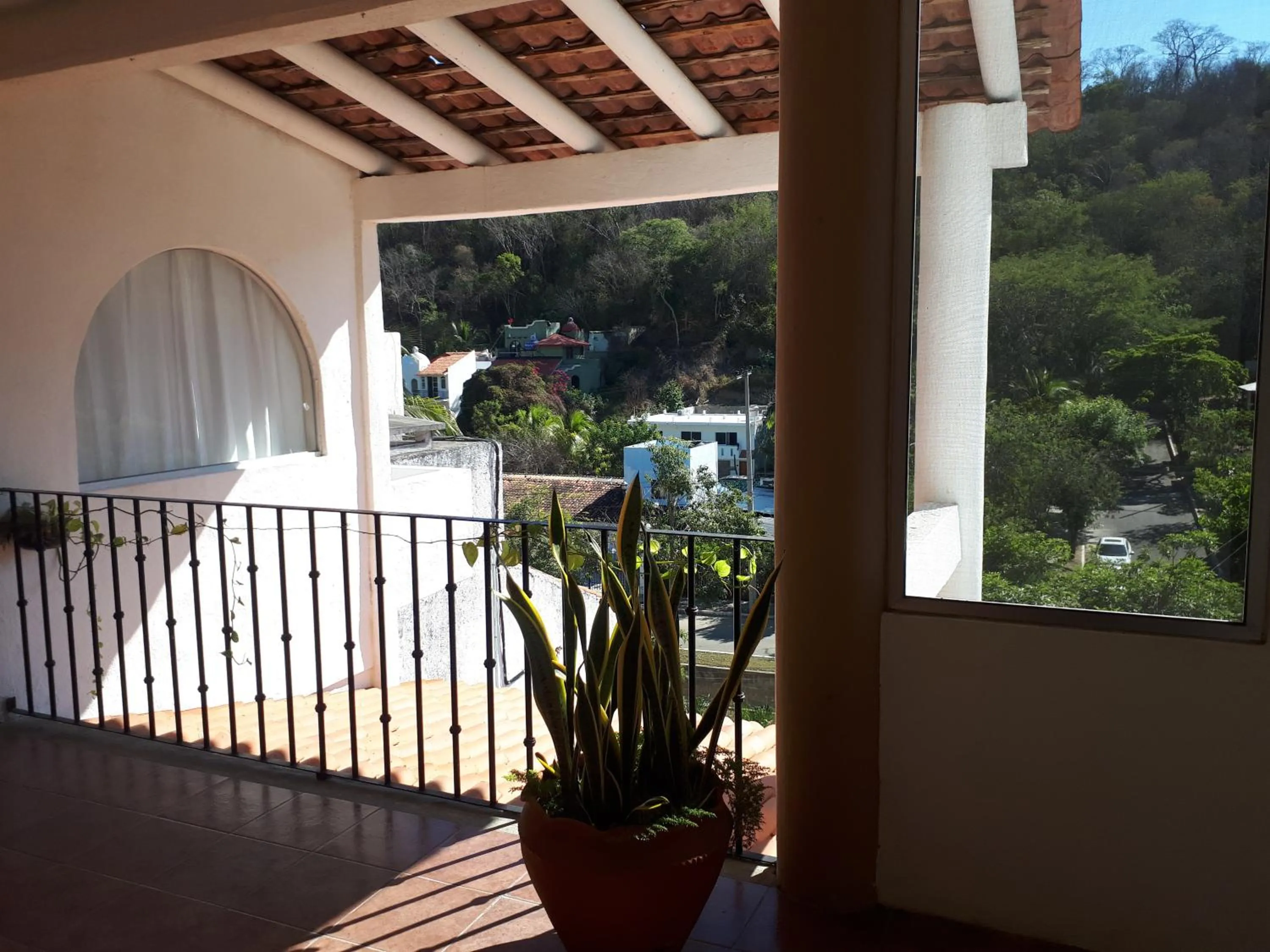 Facade/entrance in La Vivienda Villa