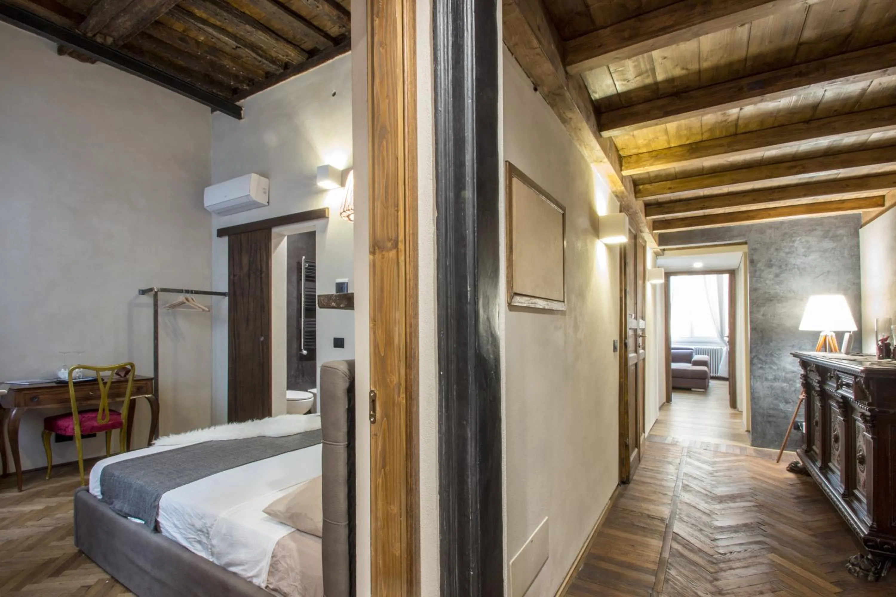 Bed in Charming Genova | Residenza d'epoca