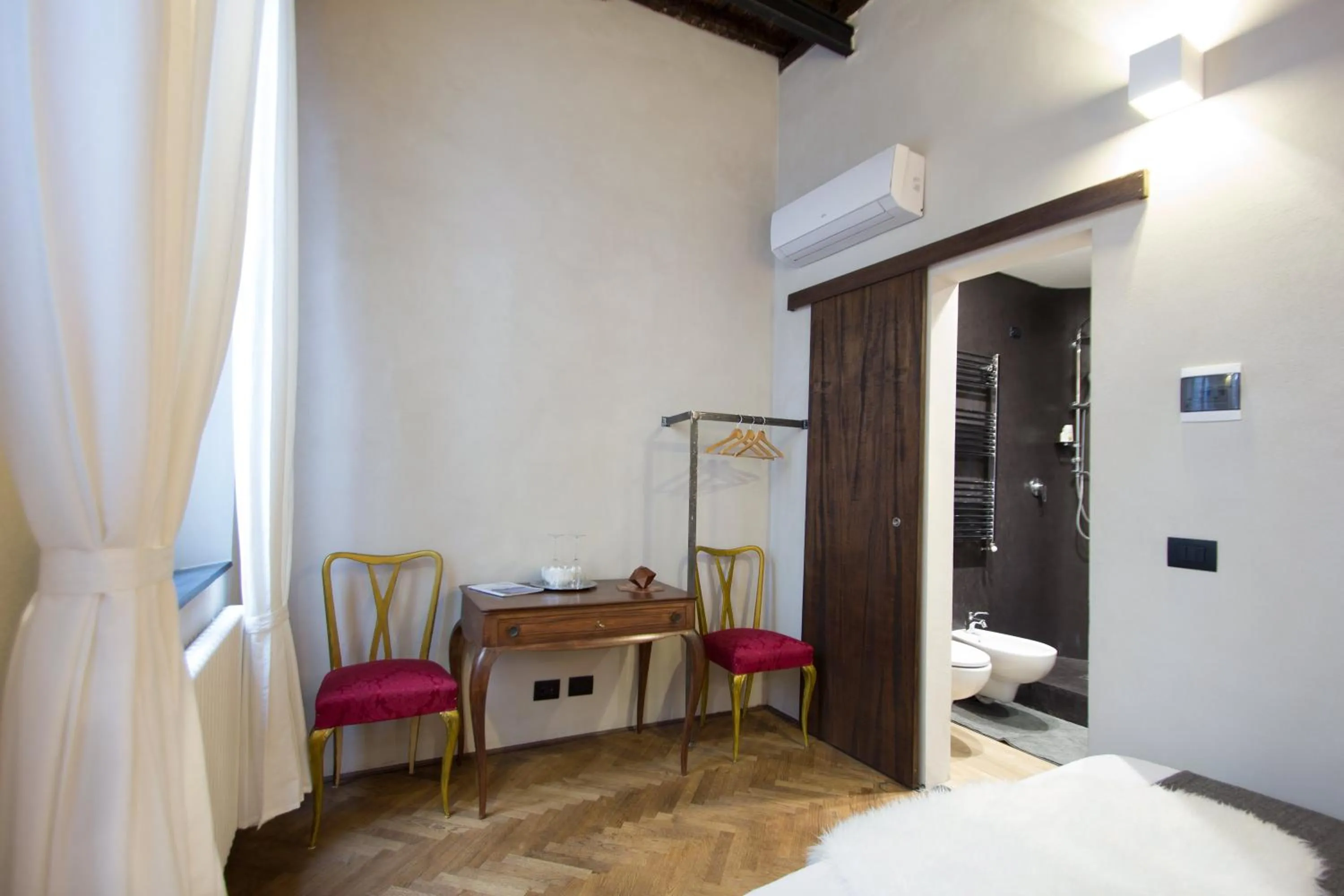 Bed in Charming Genova | Residenza d'epoca