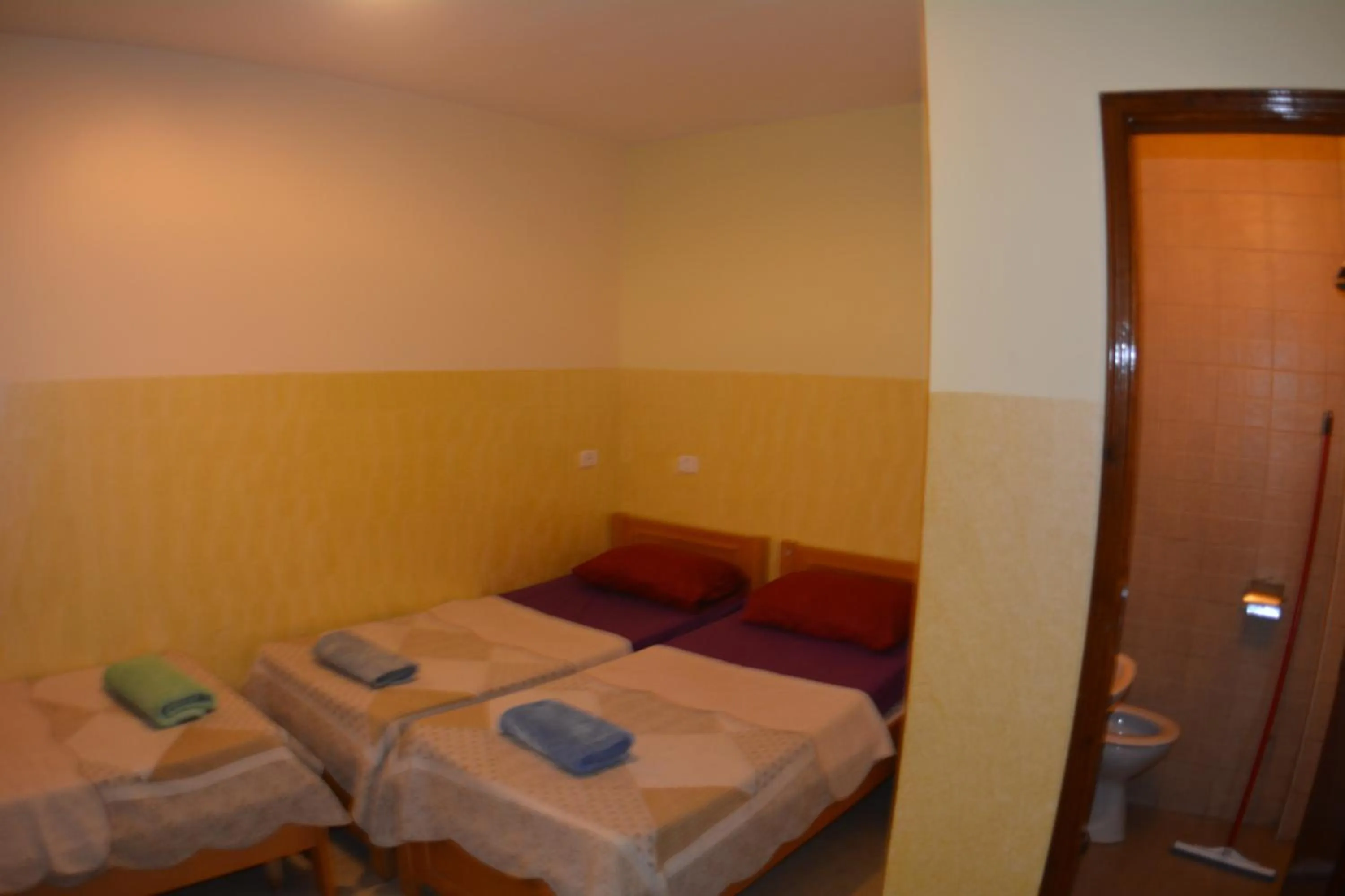 Bedroom, Bed in Palm Hostel