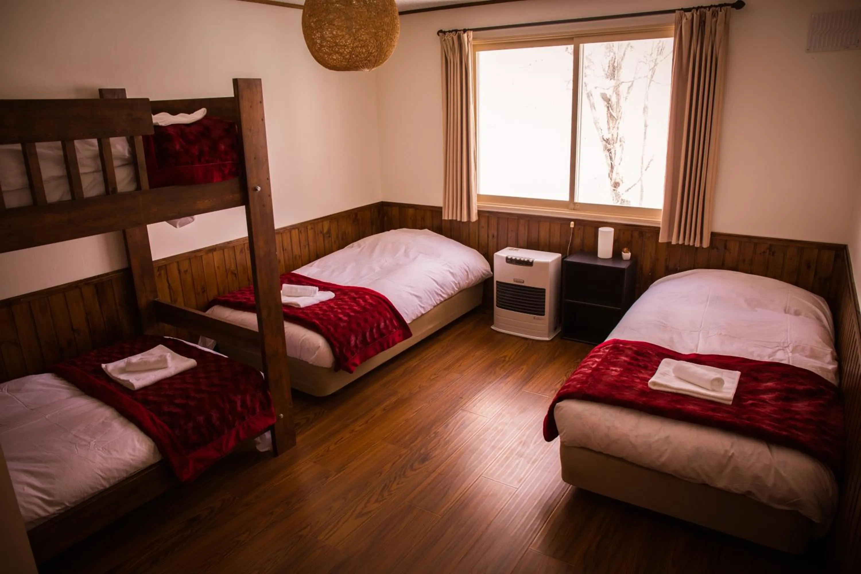 Bed in Annupuri Oasis Lodge