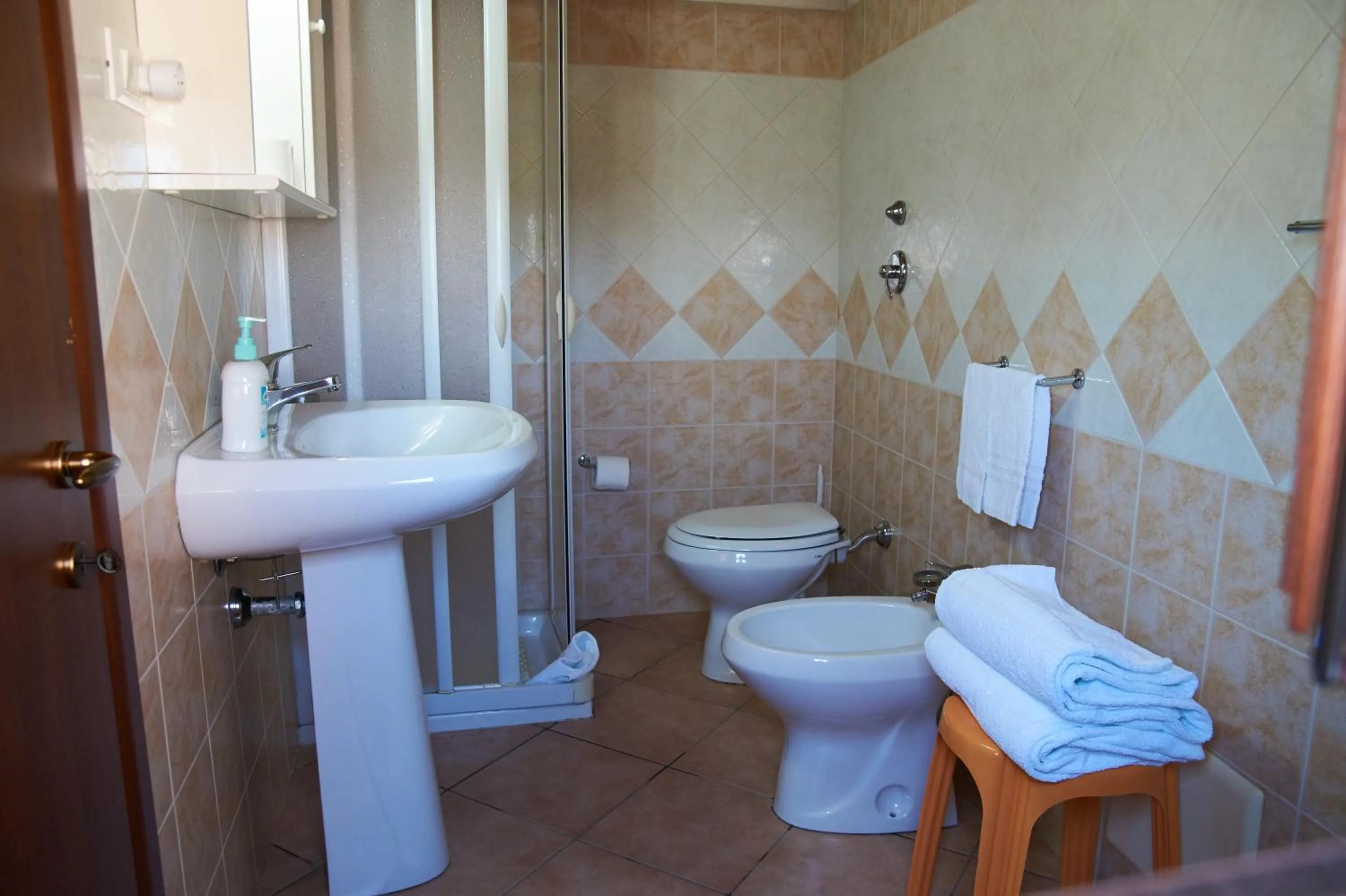 Shower in Casolare Nelle Saline