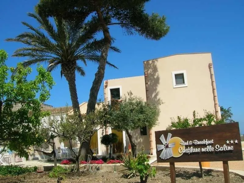 Garden in Casolare Nelle Saline