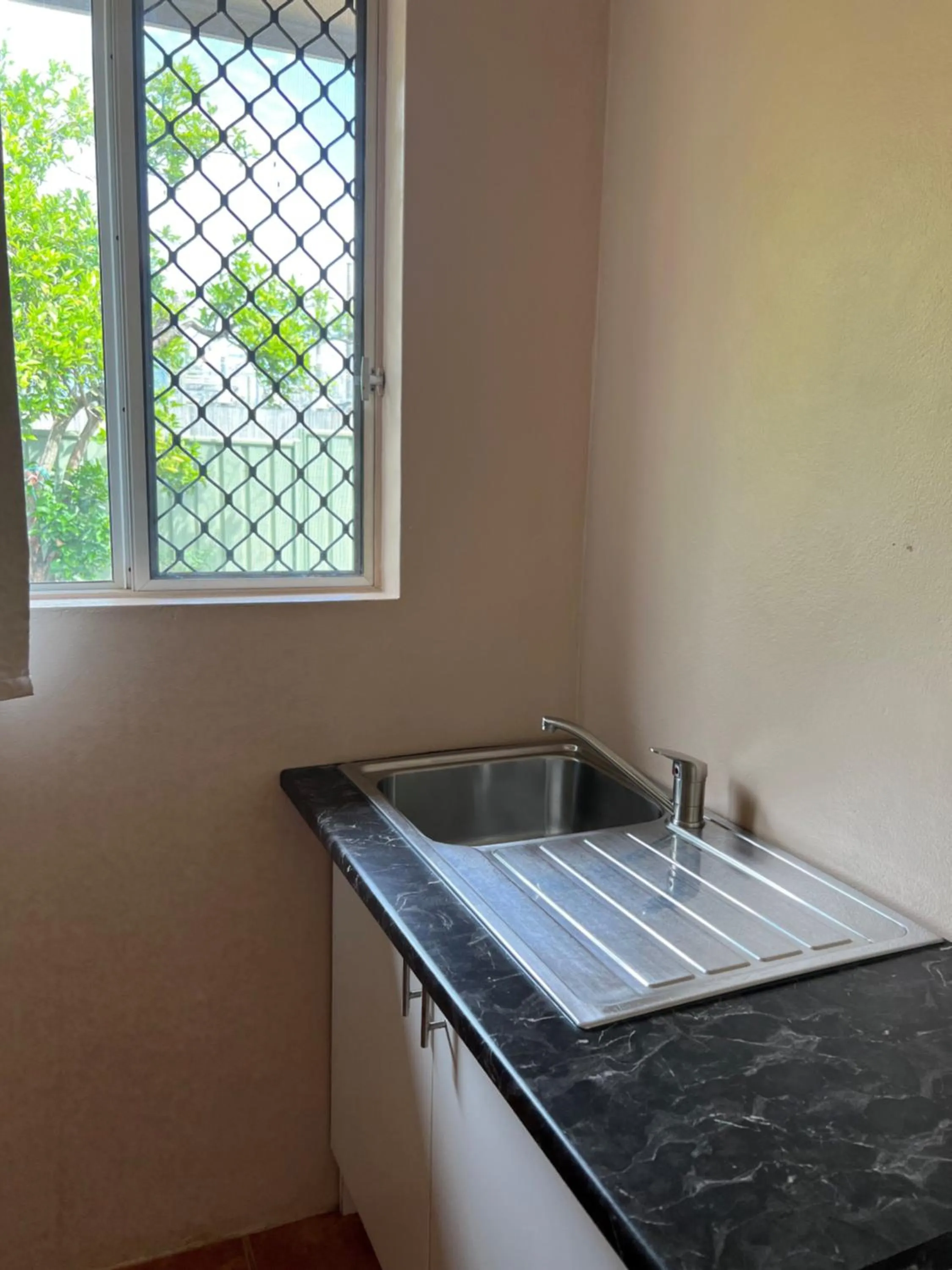 Guests in Childers Budget Accommodation