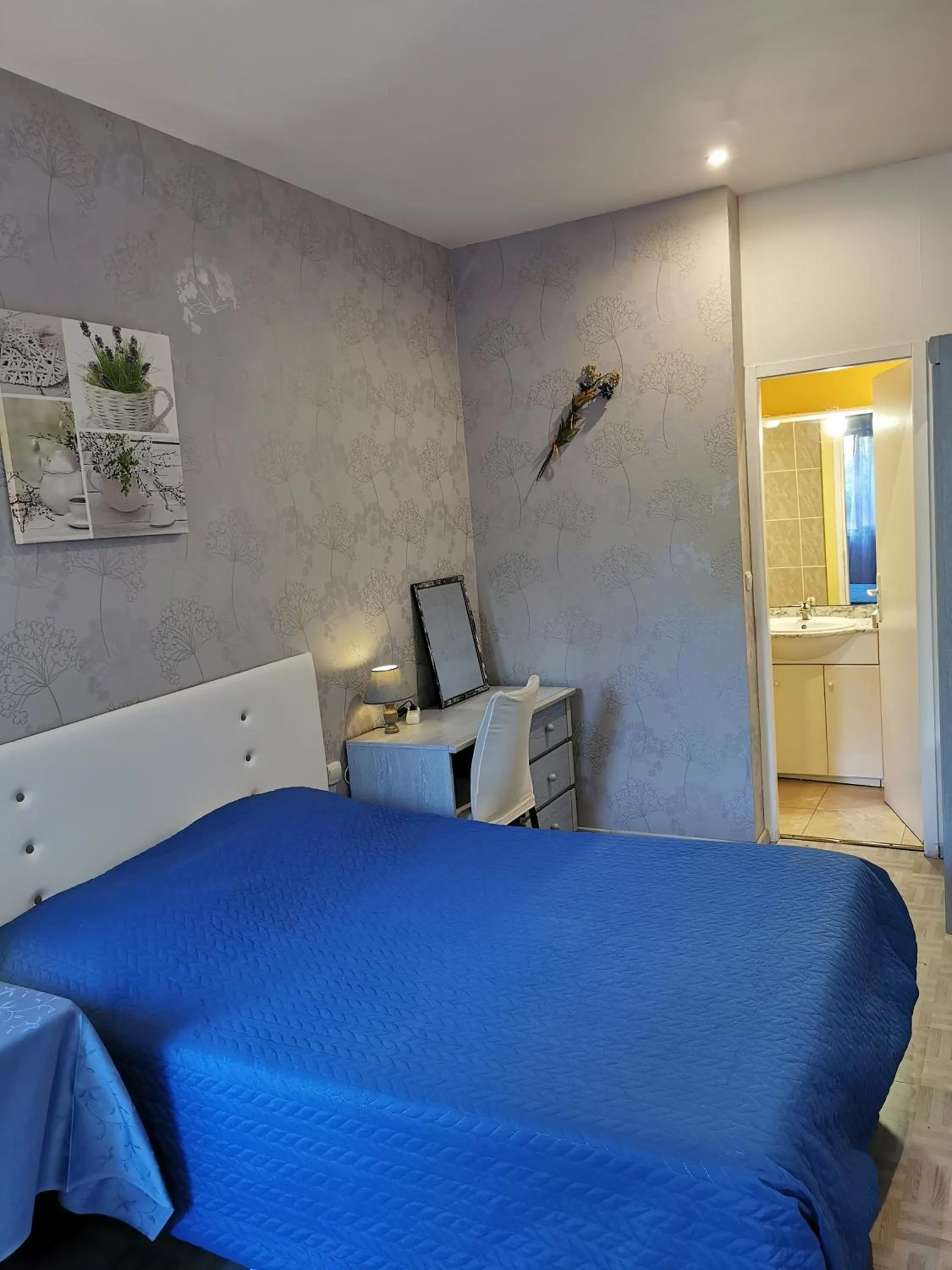 Bed in La Chaumiere d Agde