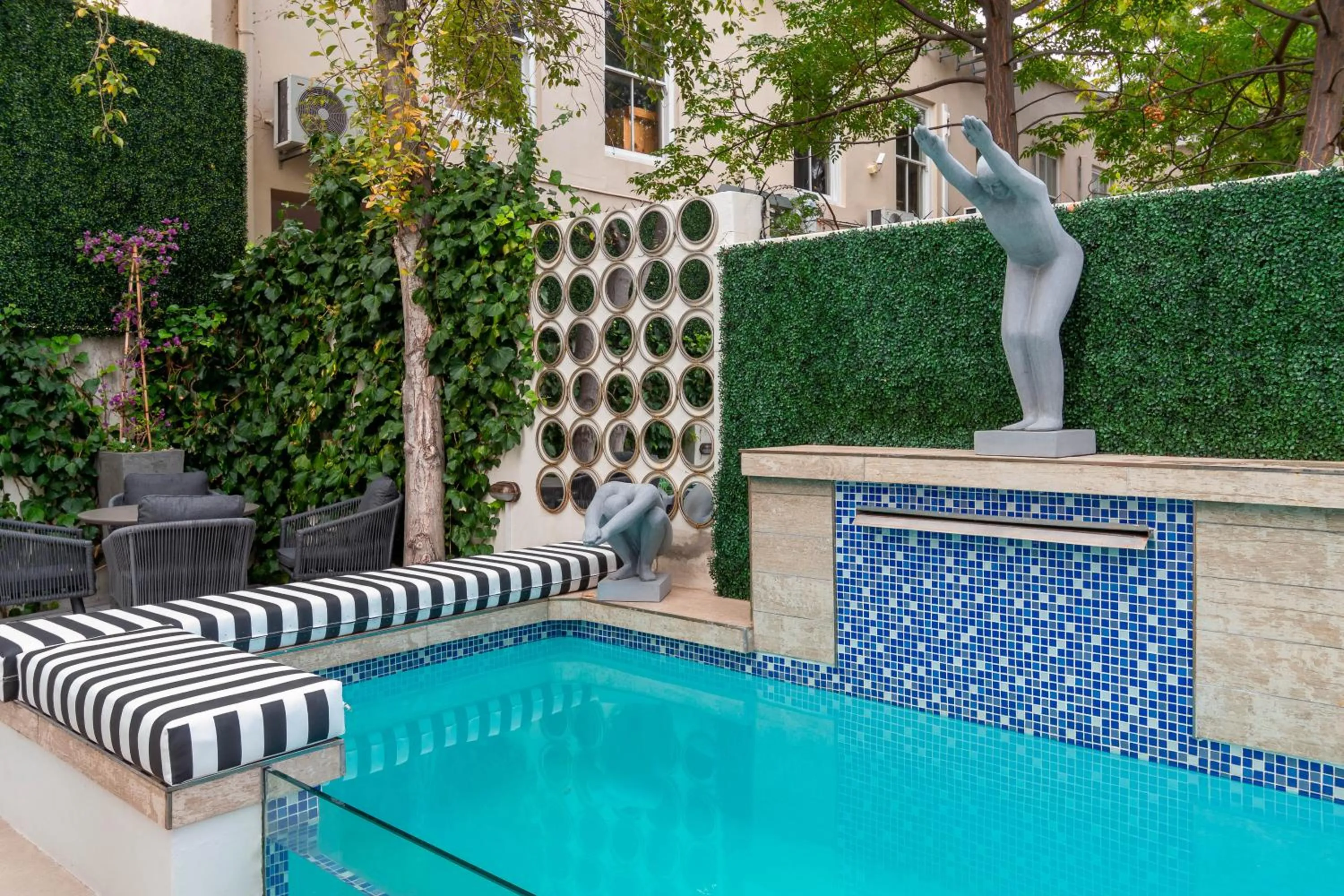 Pool view in The Ivy Apartments Franschhoek