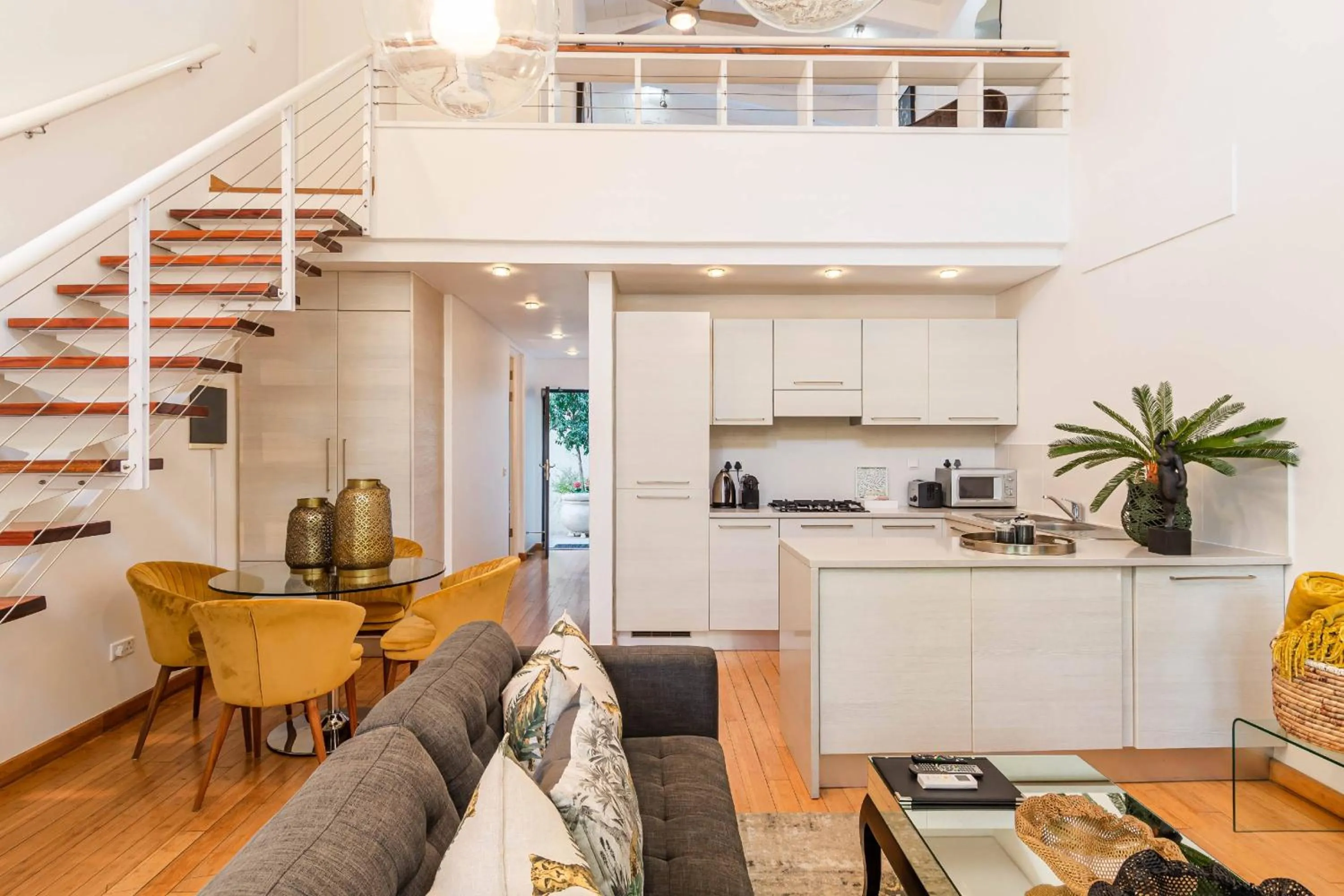 Kitchen or kitchenette in The Ivy Apartments Franschhoek