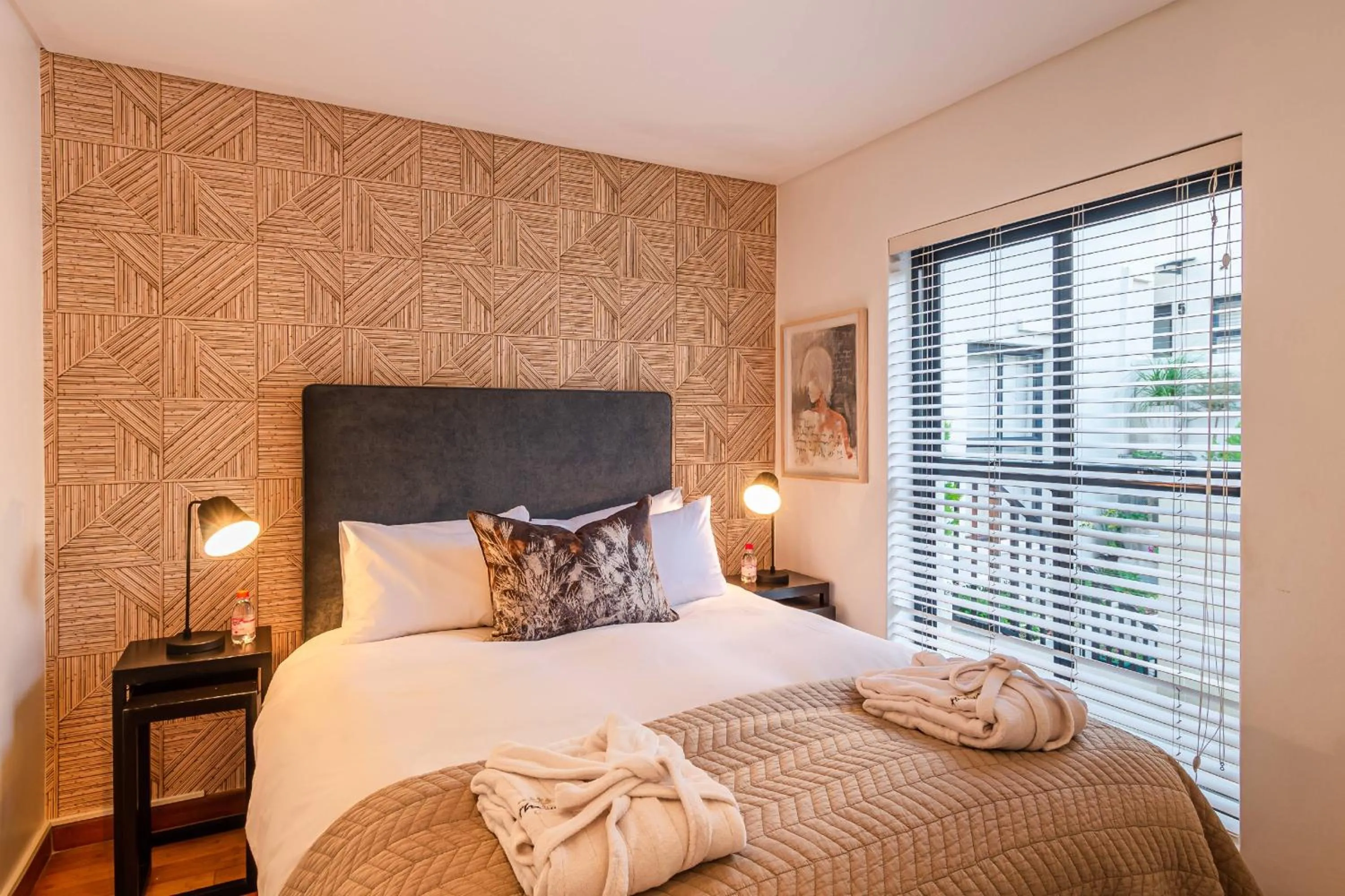 Bedroom, Bed in The Ivy Apartments Franschhoek