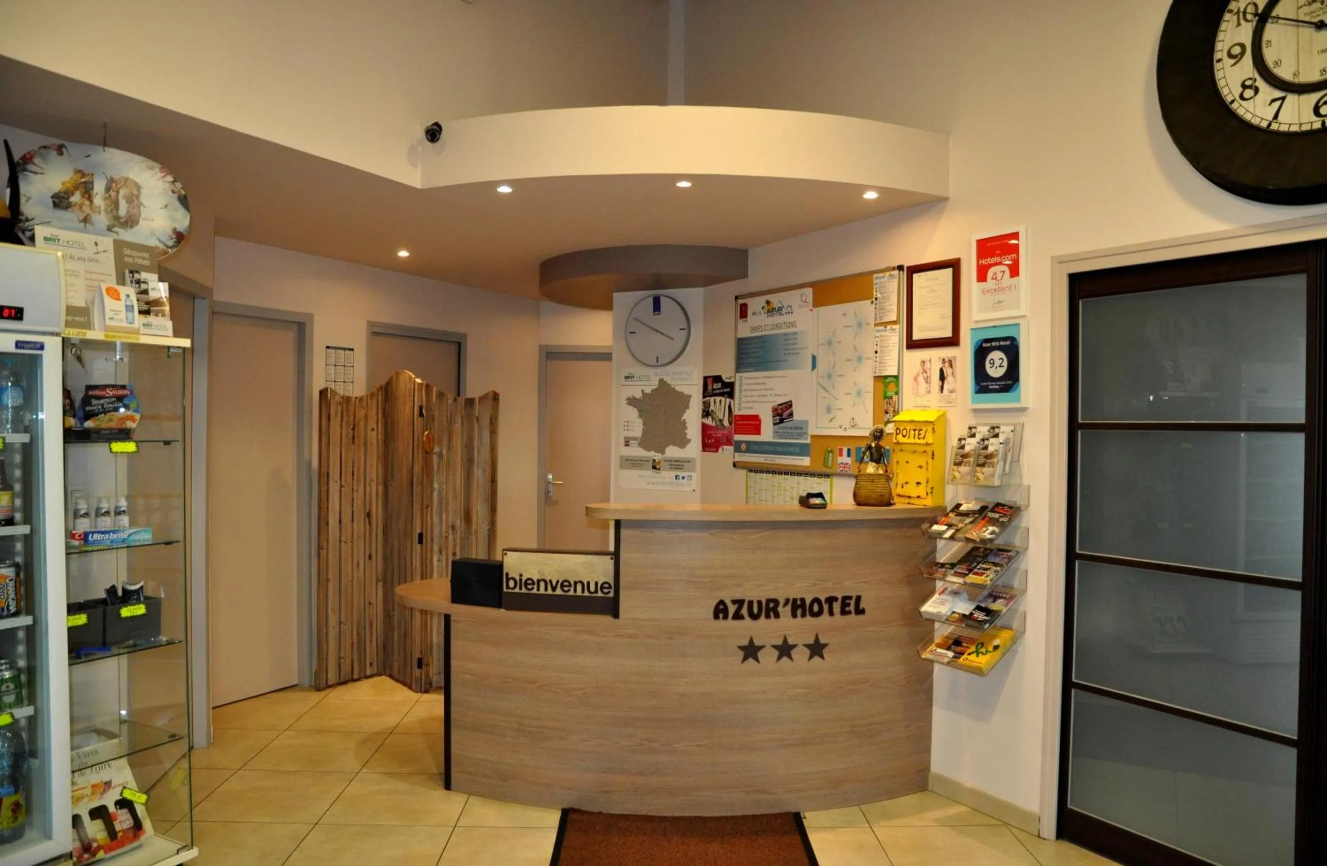 Brit Hotel Confort Azur Cholet Nord