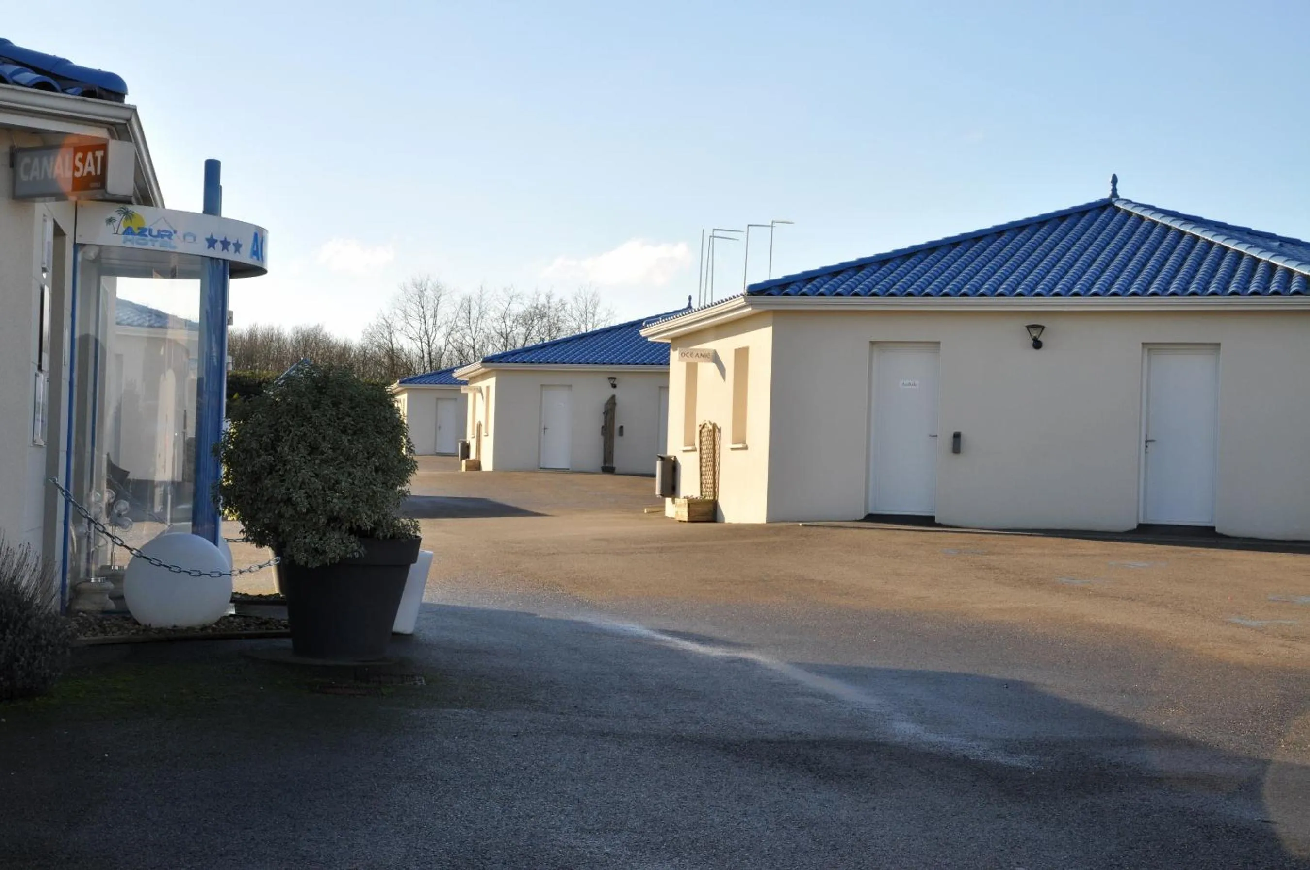 Brit Hotel Confort Azur Cholet Nord