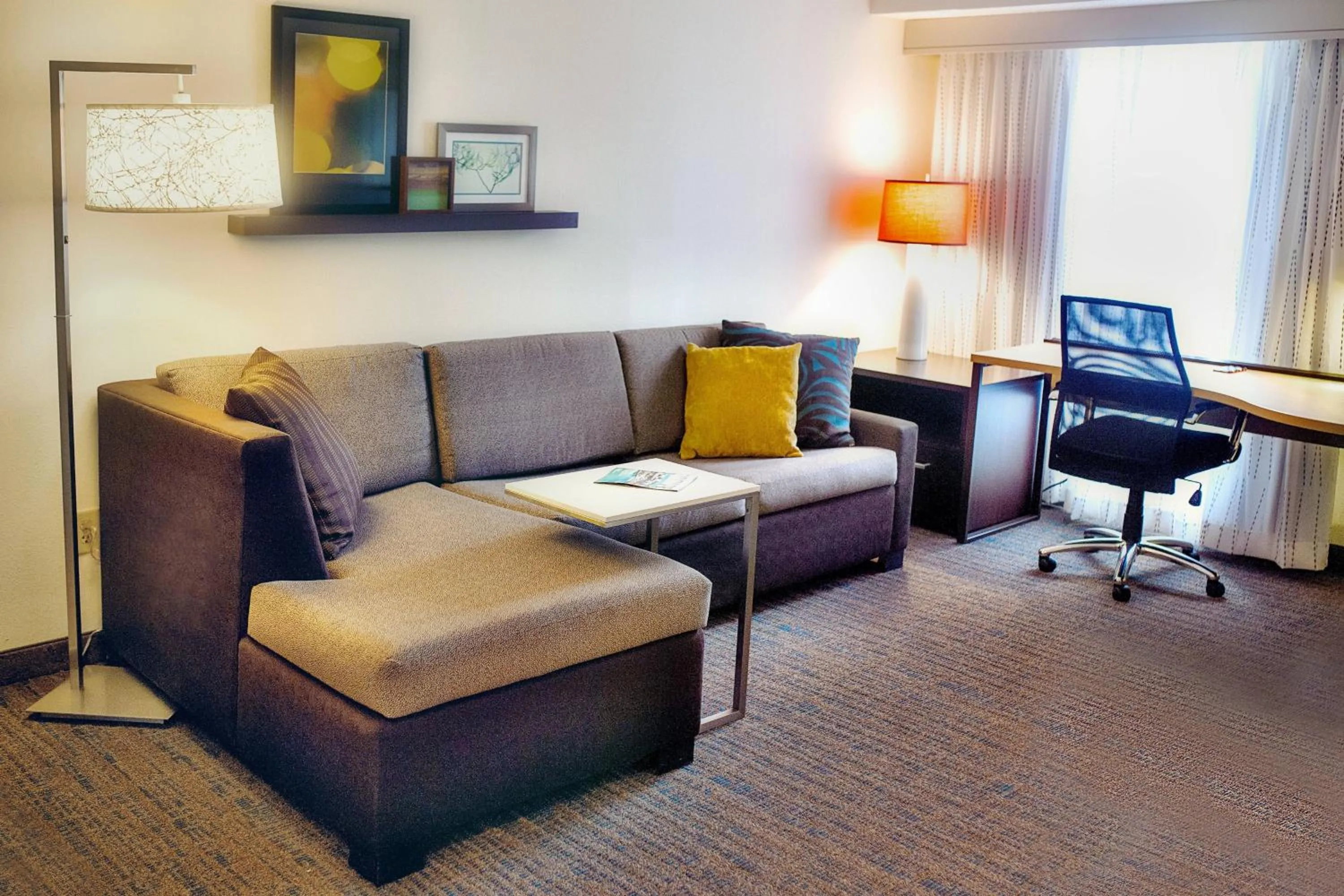 Living room in Residence Inn Cincinnati Airport