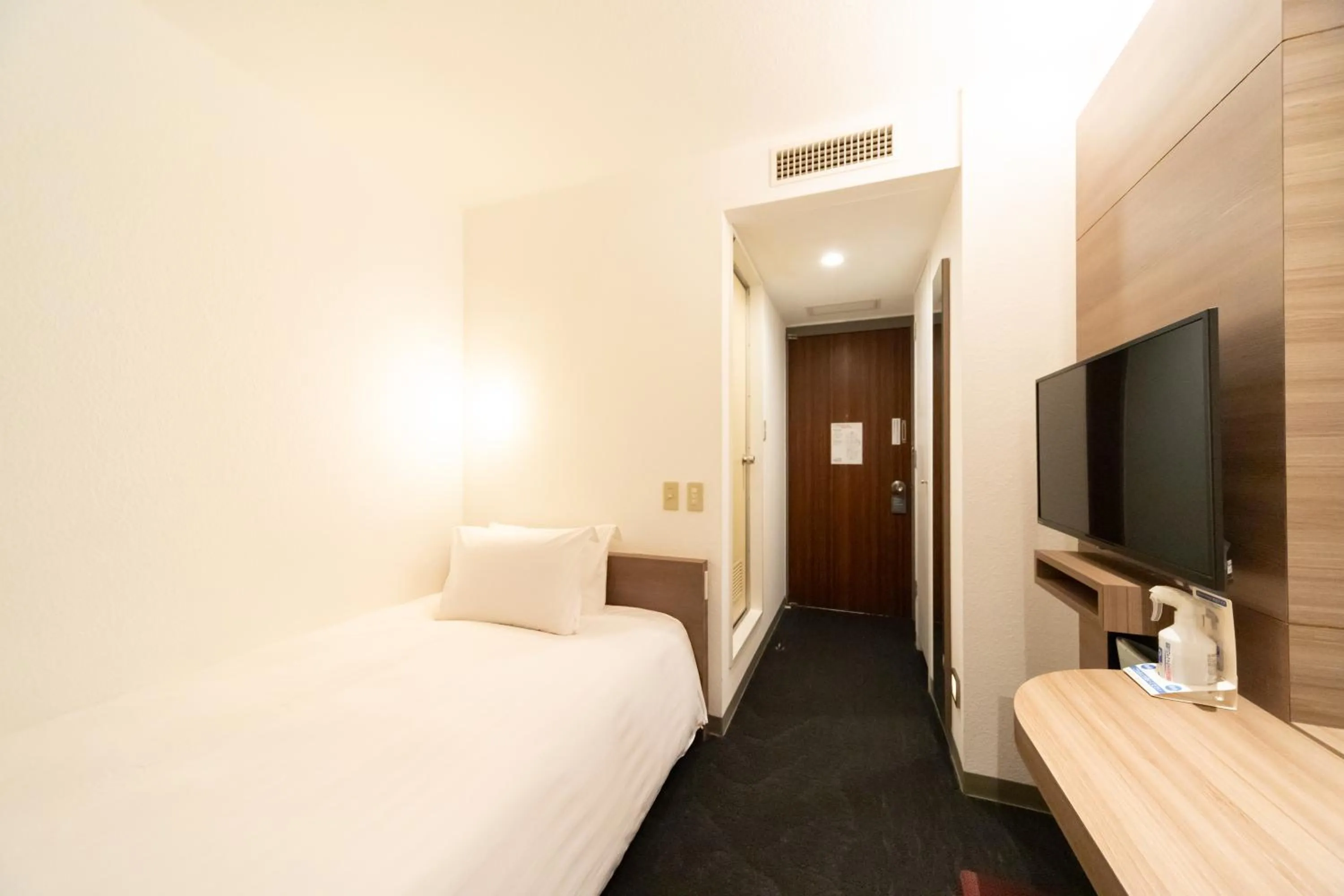 Photo of the whole room, Bed in Business Hotel Ueno