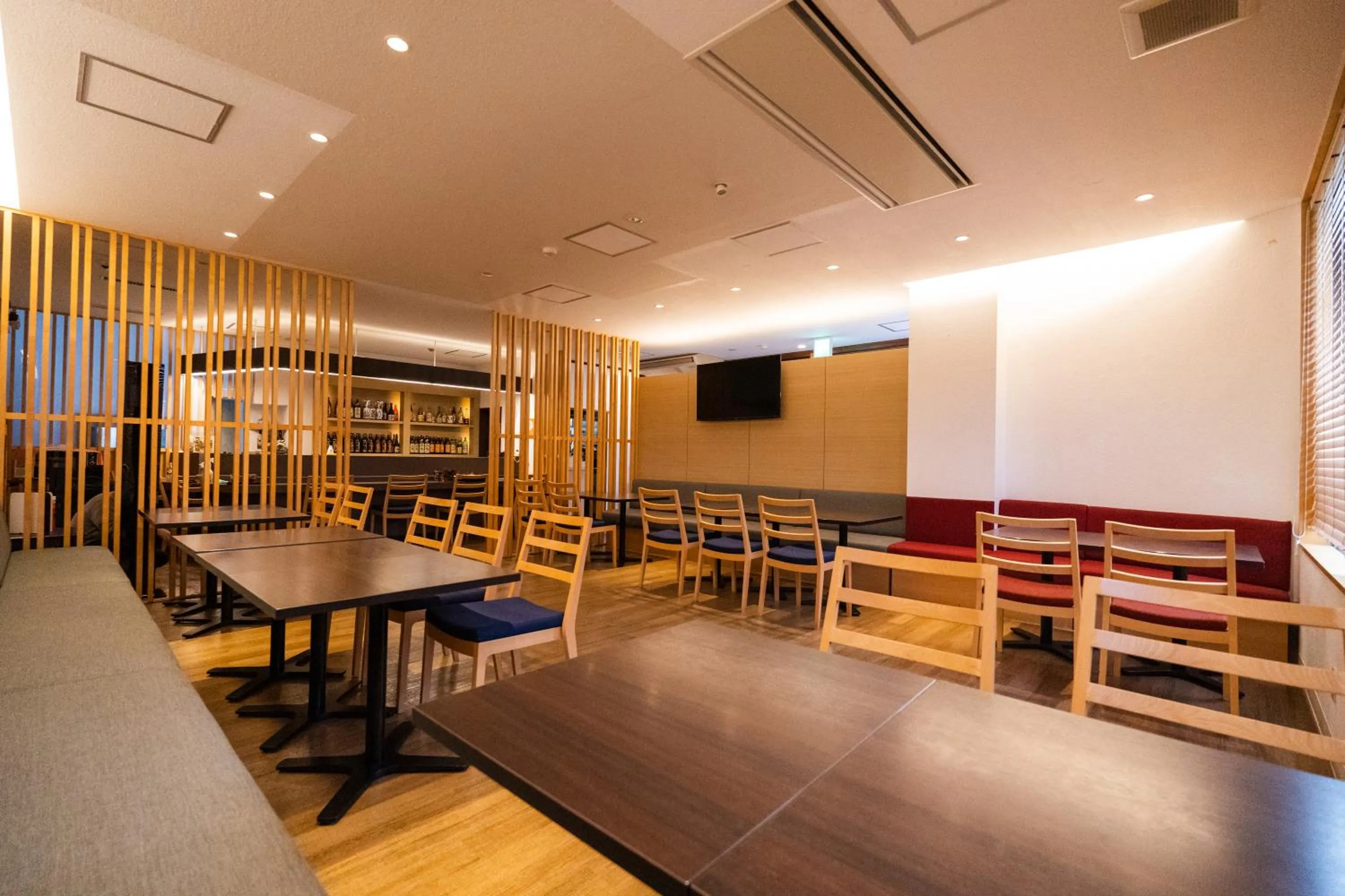 Restaurant/places to eat in Business Hotel Ueno