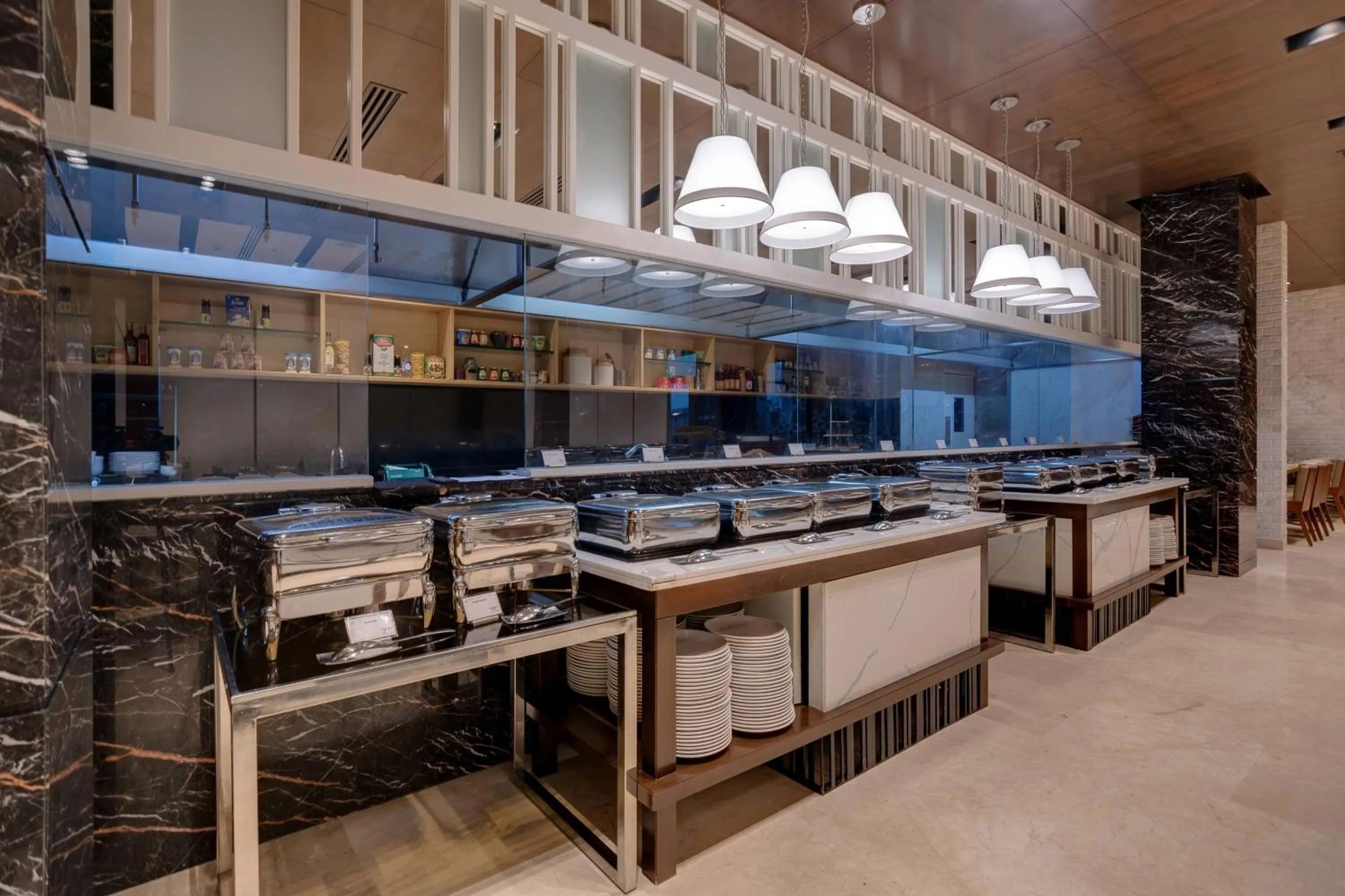 Kitchen or kitchenette in Courtyard by Marriott Surat