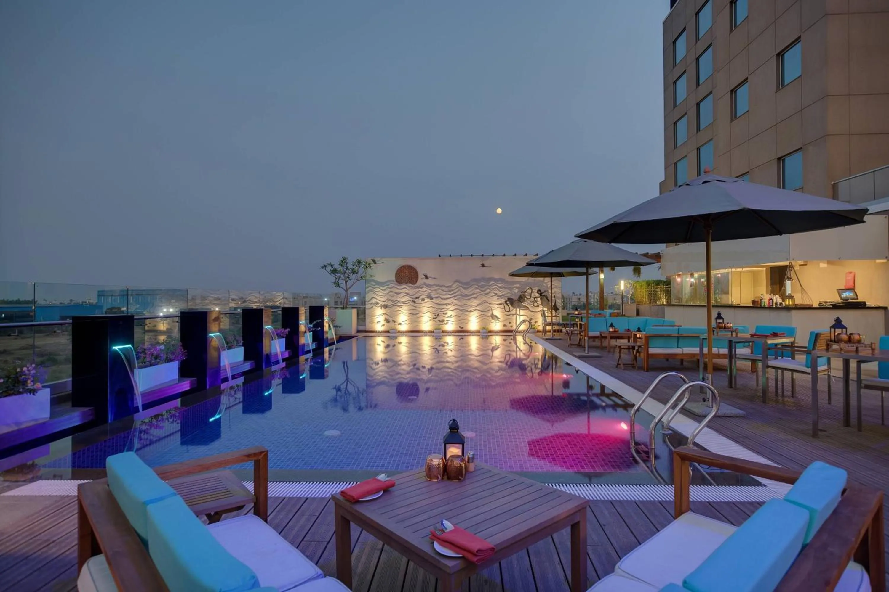 Swimming pool in Courtyard by Marriott Surat