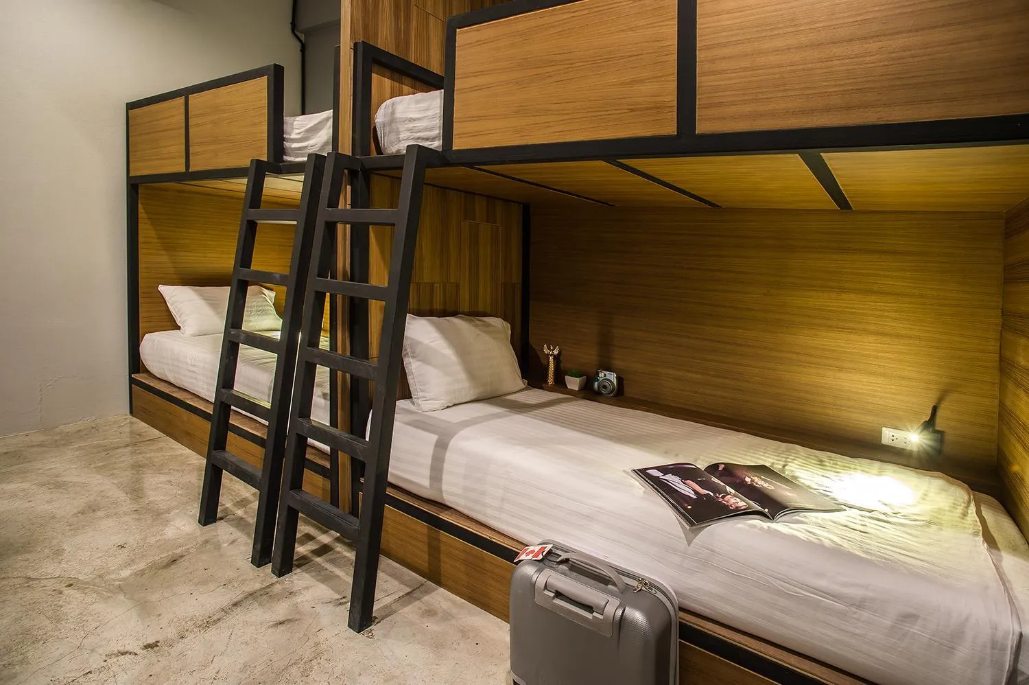 bunk bed, Bed in Sleep Station
