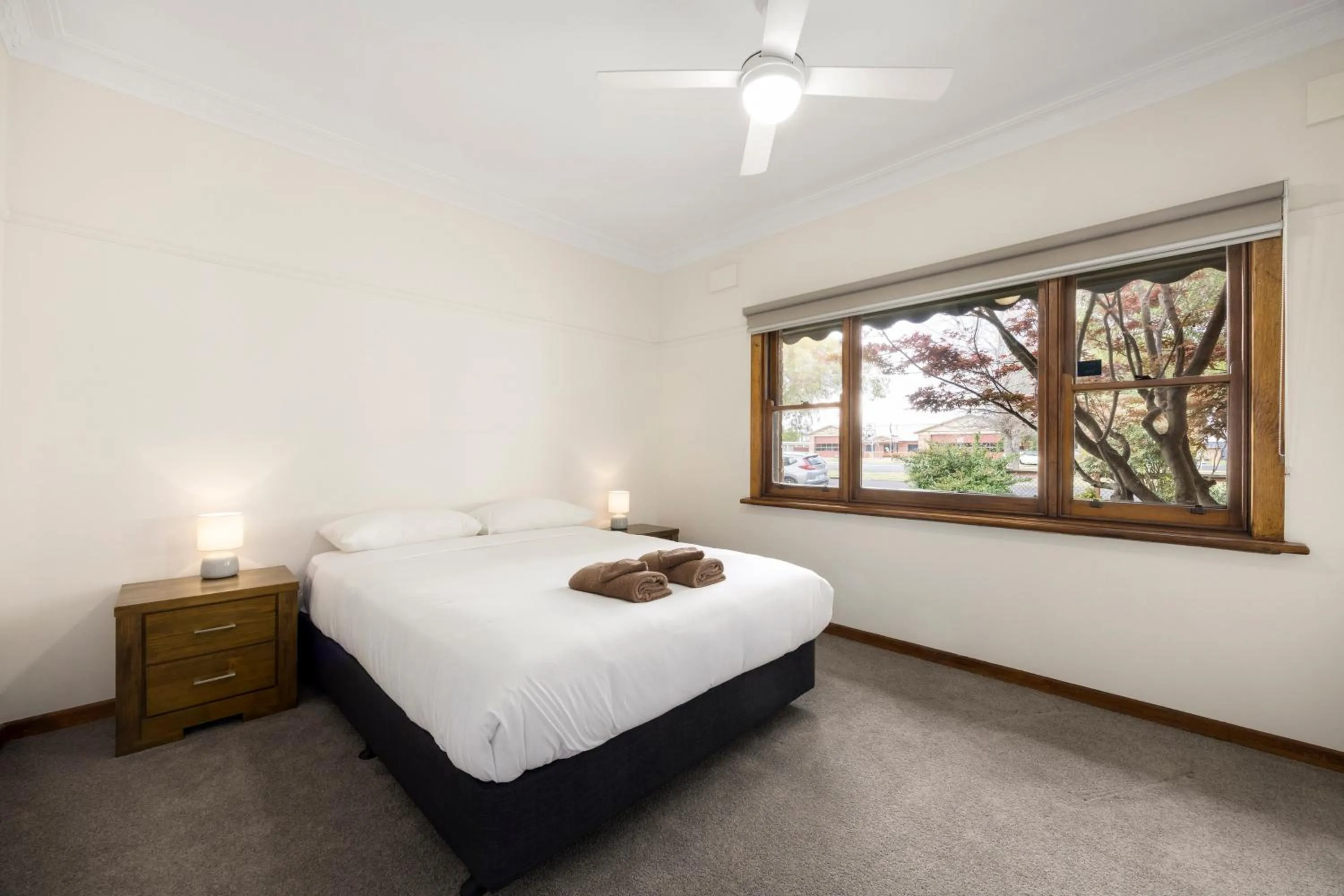Bedroom, Bed in Maffra Motor Inn