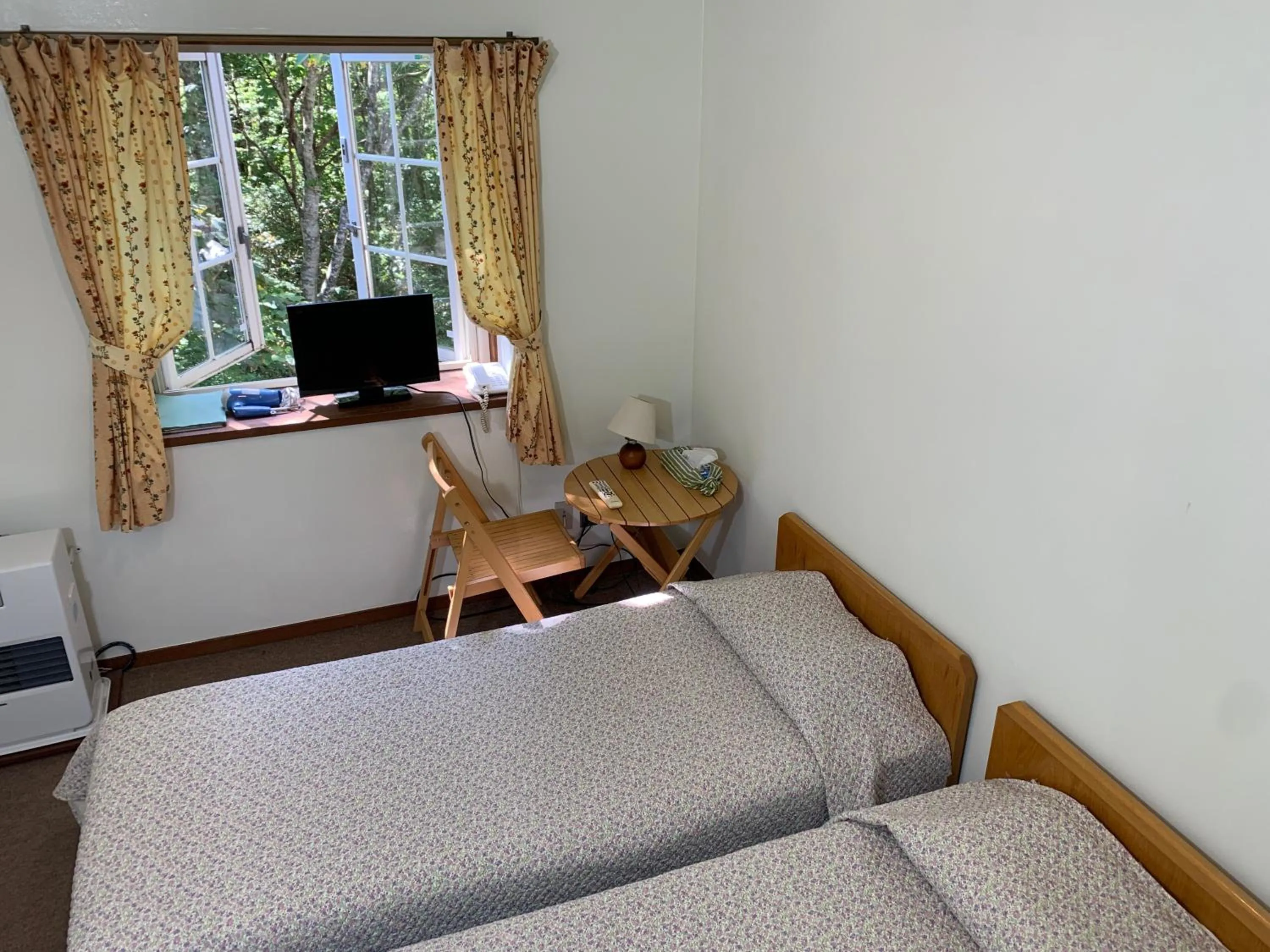 Photo of the whole room in Pension Rapport in Tambara Plateau